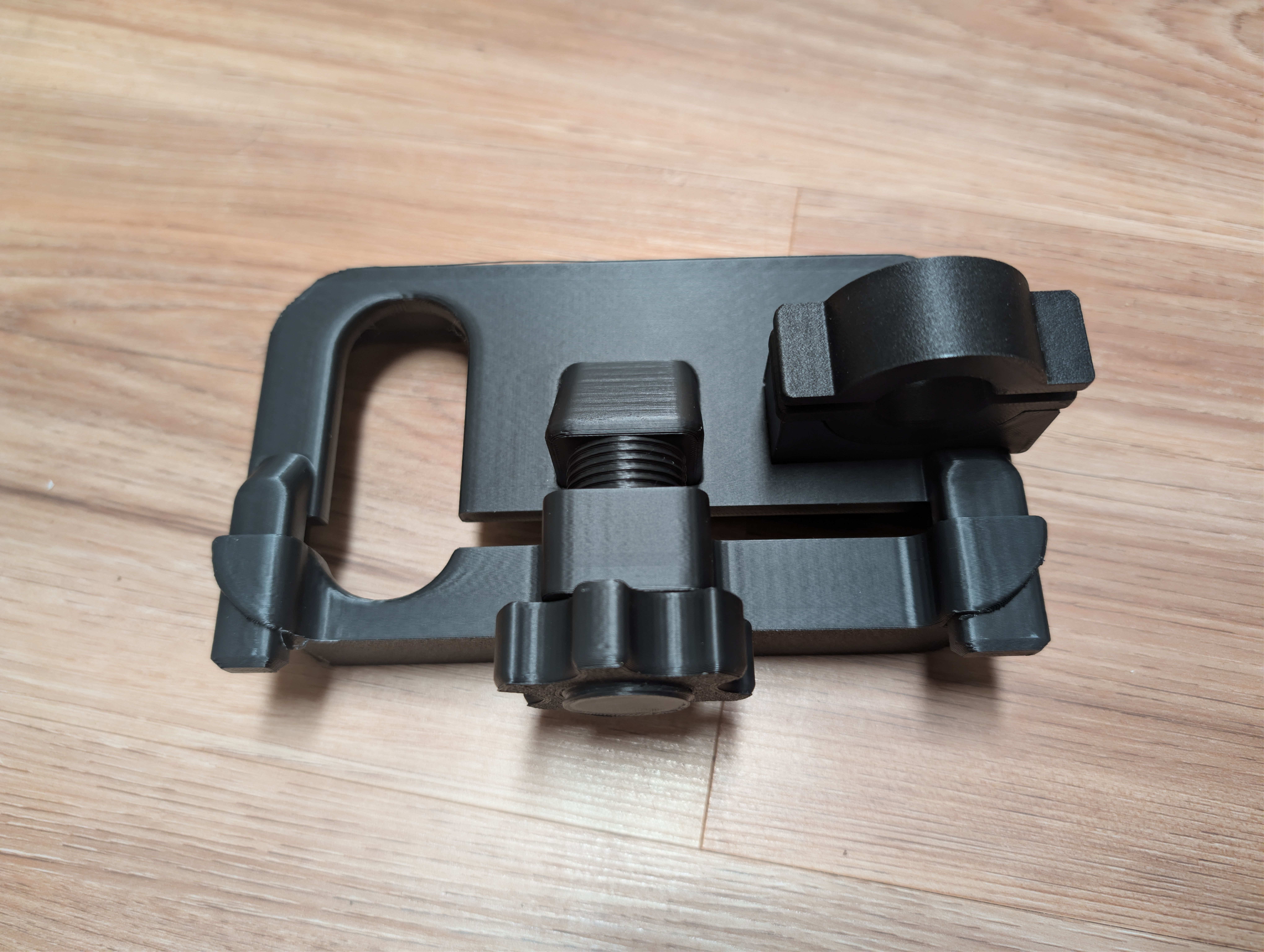 Pixel 10 Pro Bike Phone Holder — thumbnail 3