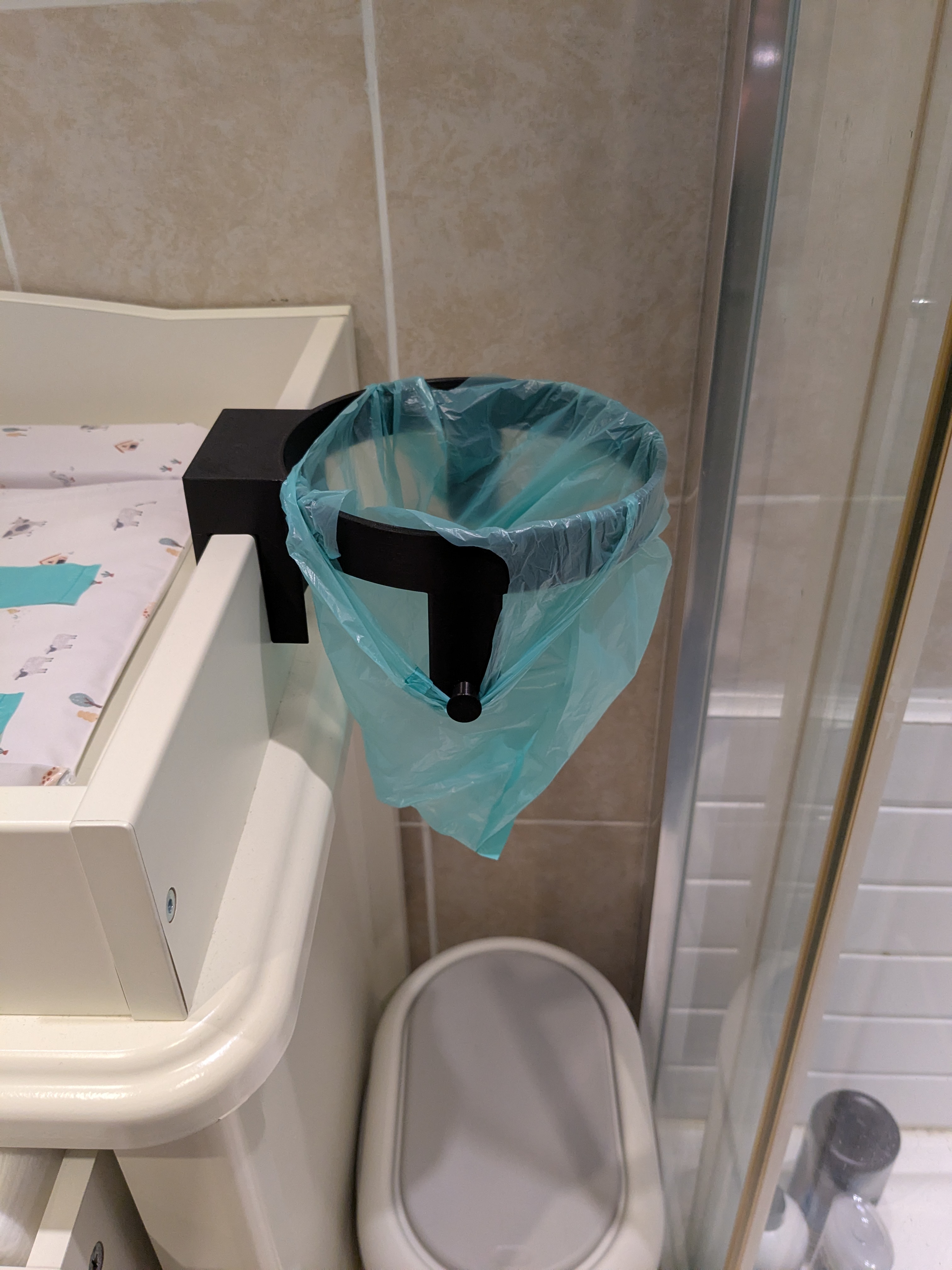 Lightweight nappy (diaper) bag holder (parametric)