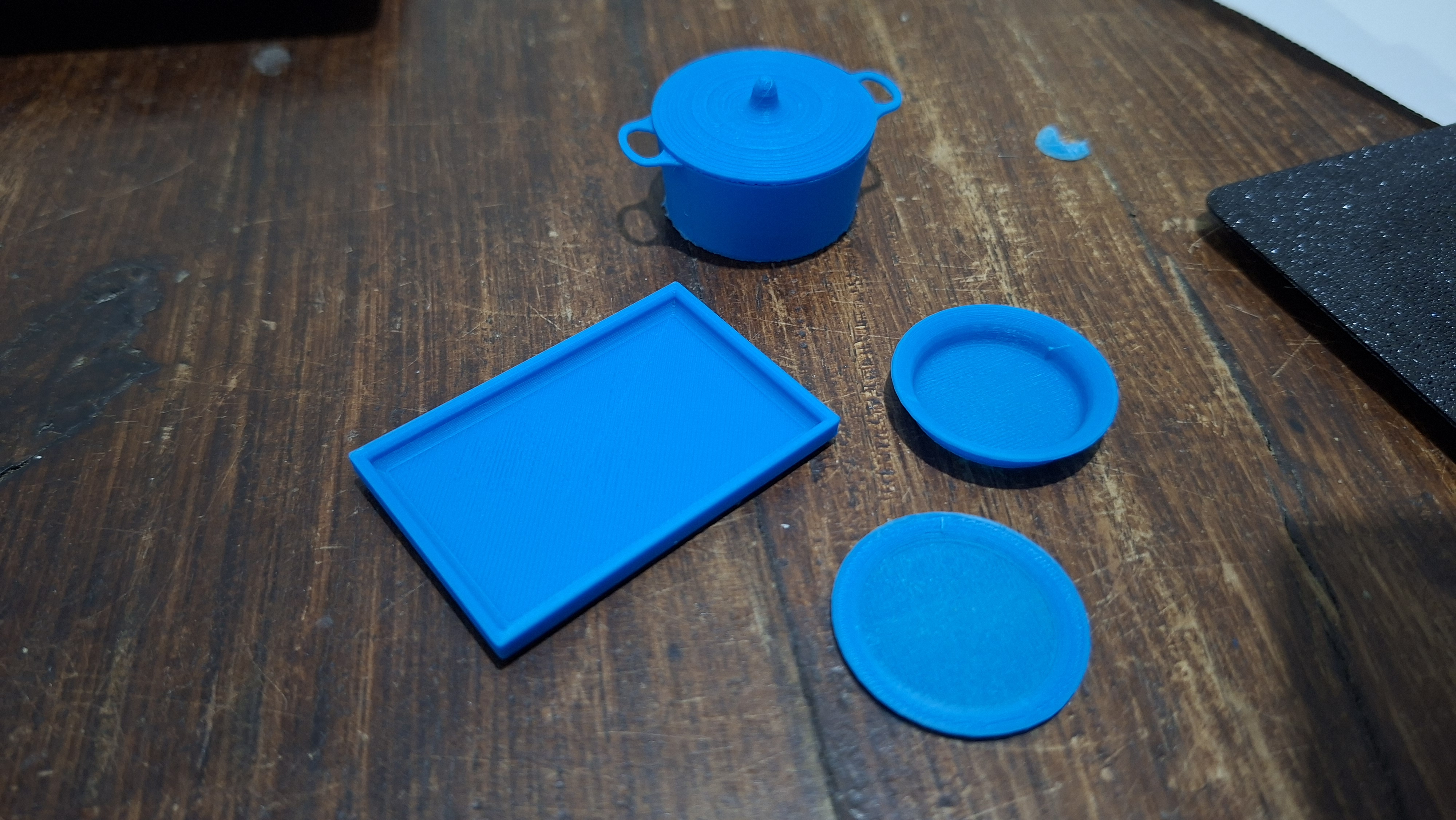 Kitchen ware miniatures