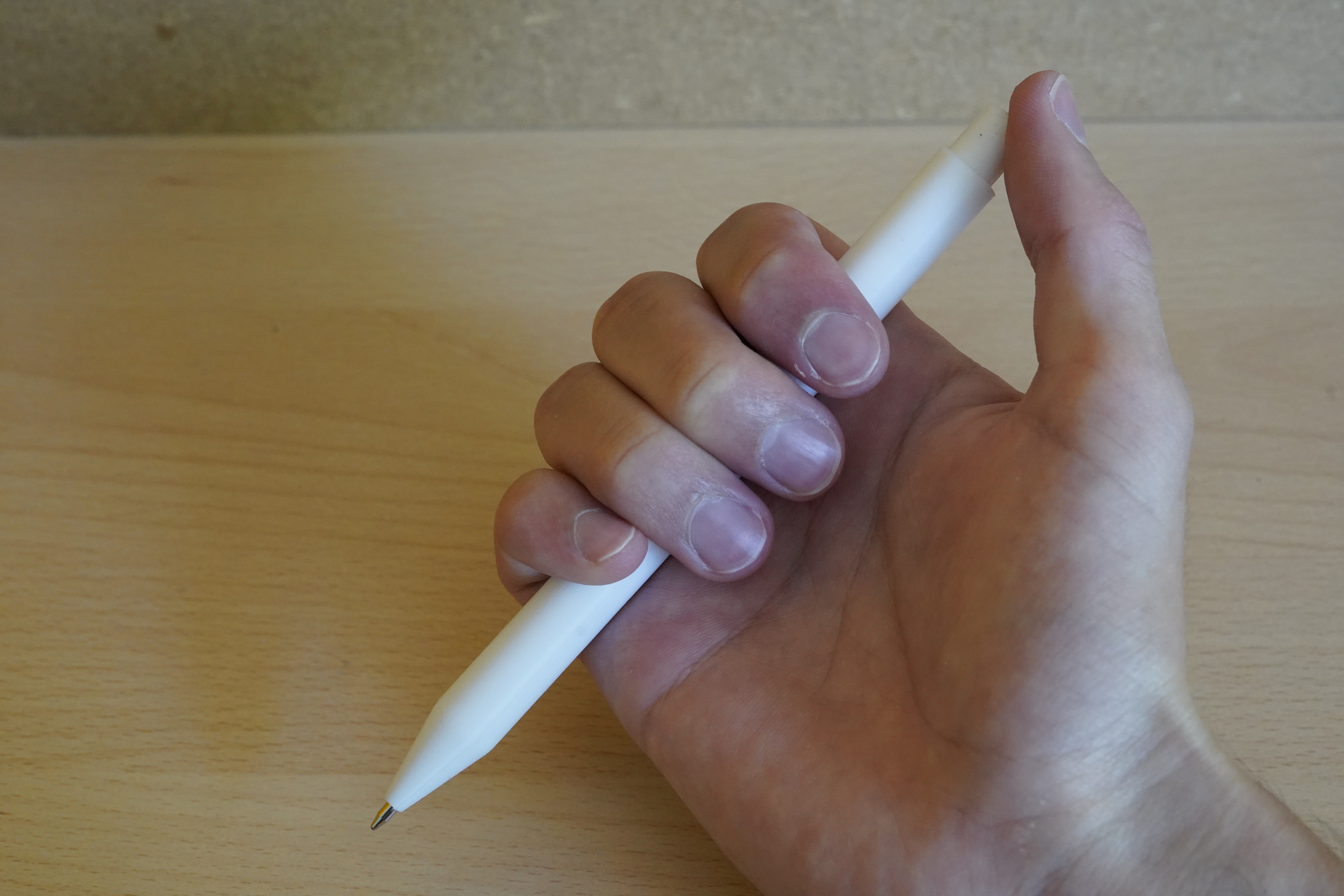 Stylish Retractable Ballpoint Pen - with fully functional click mechanism