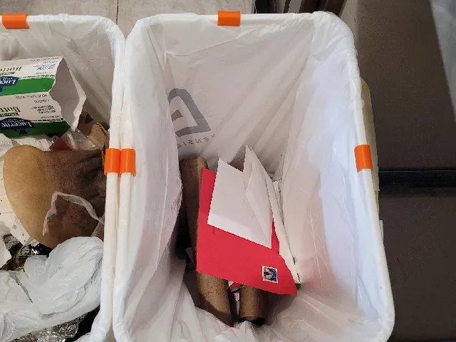 Trash Bag Clip