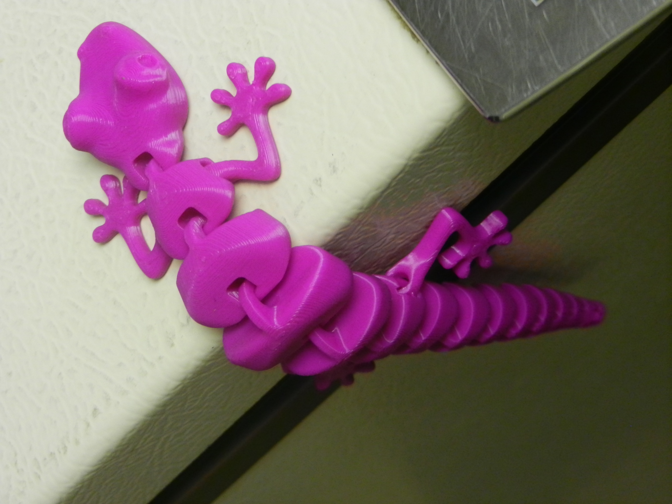 Articulated_Lizard_v2_Magnetic