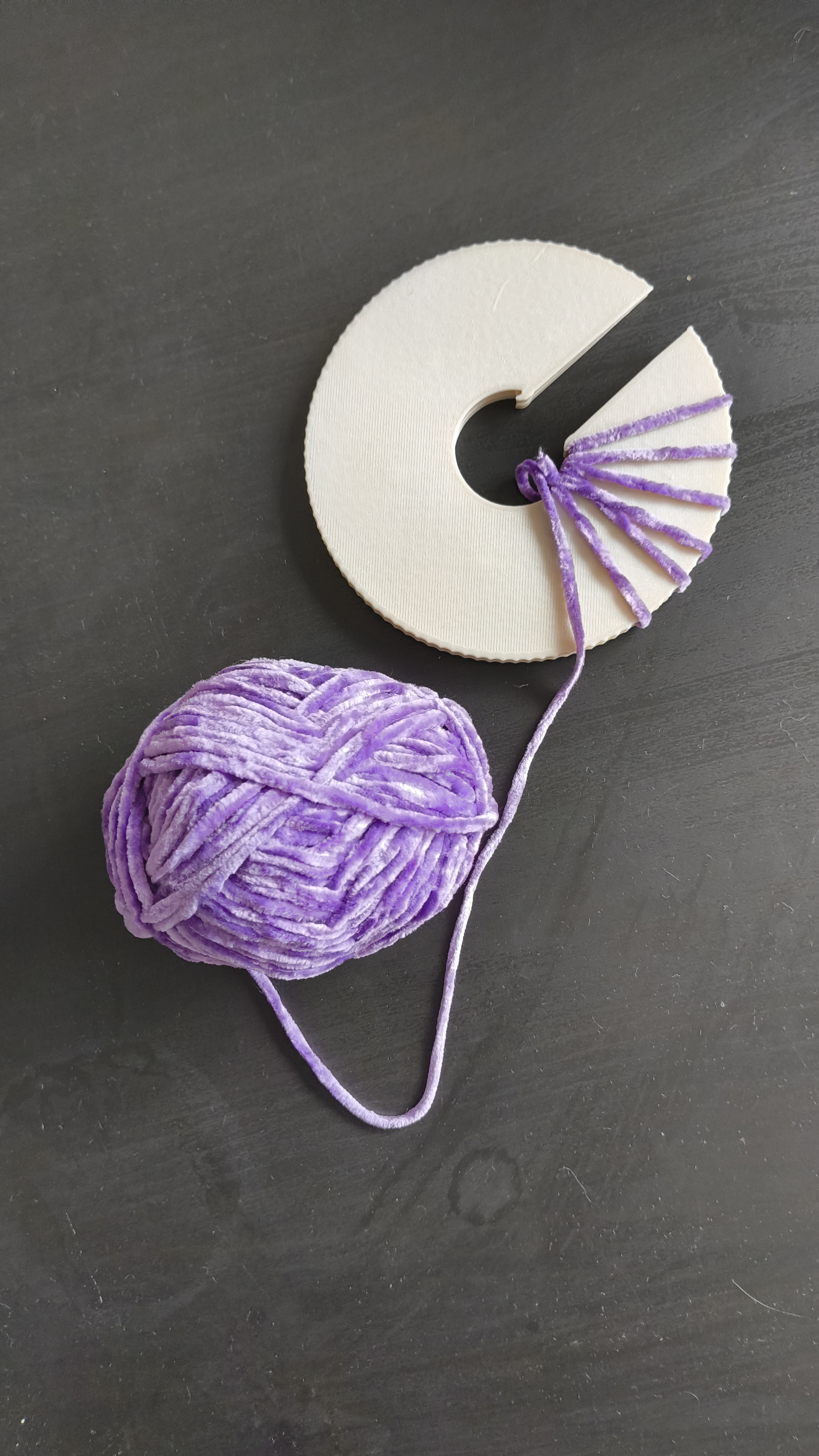 Tool for making pompoms — thumbnail 3