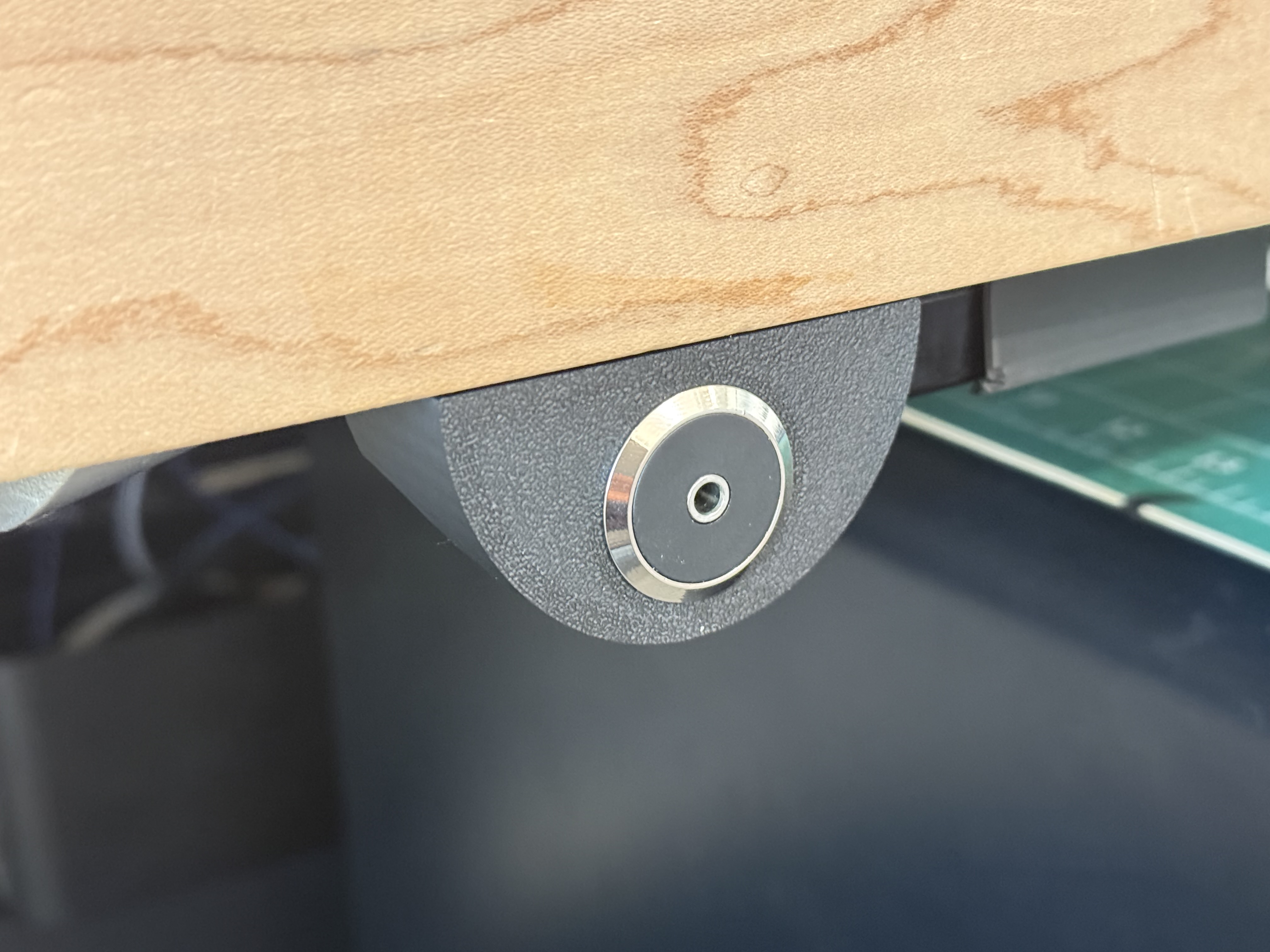 Under-Desk 3.5mm Audio Jack Mount