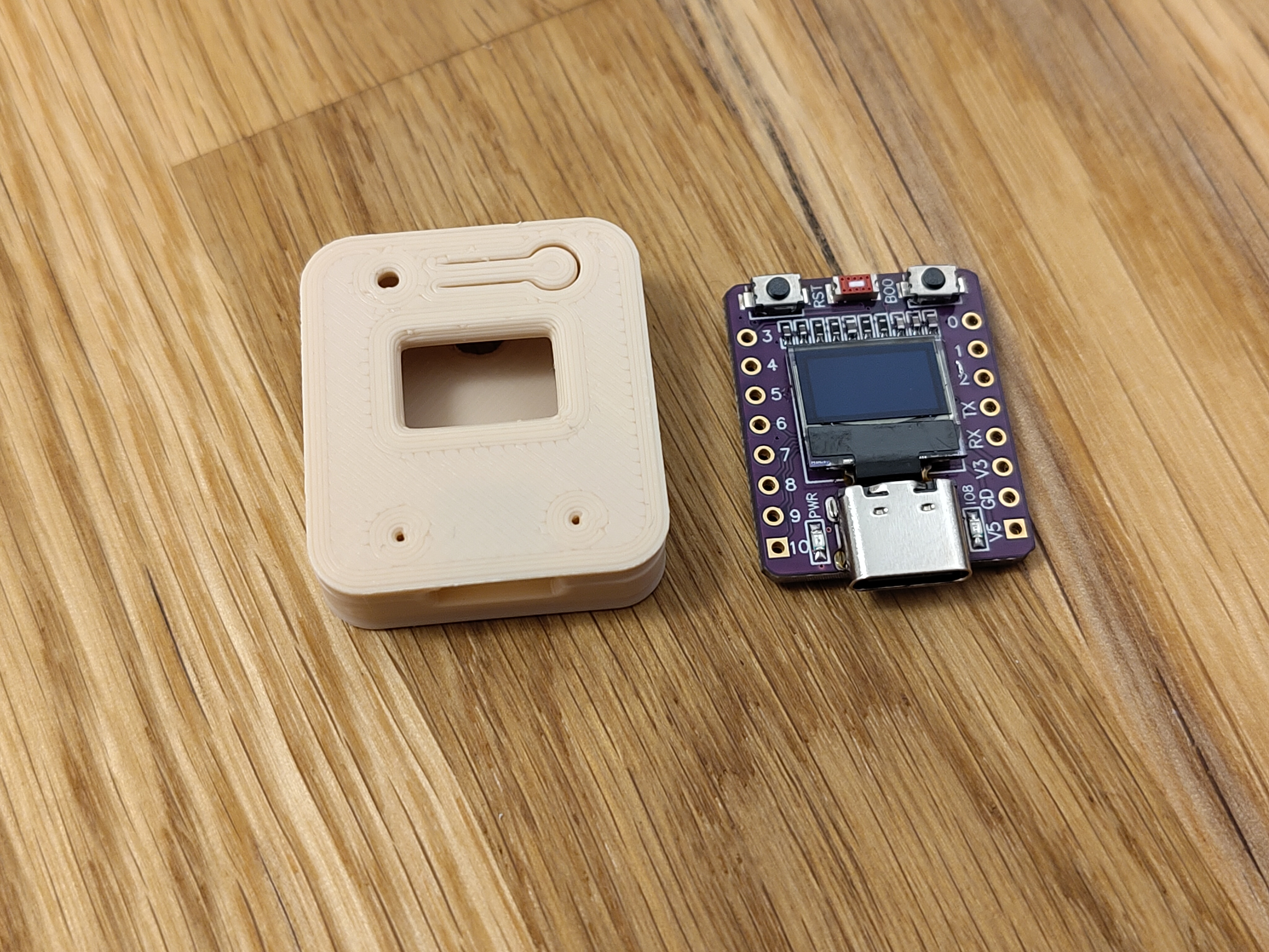 Holder/case for ESP32-C3 with OLED display