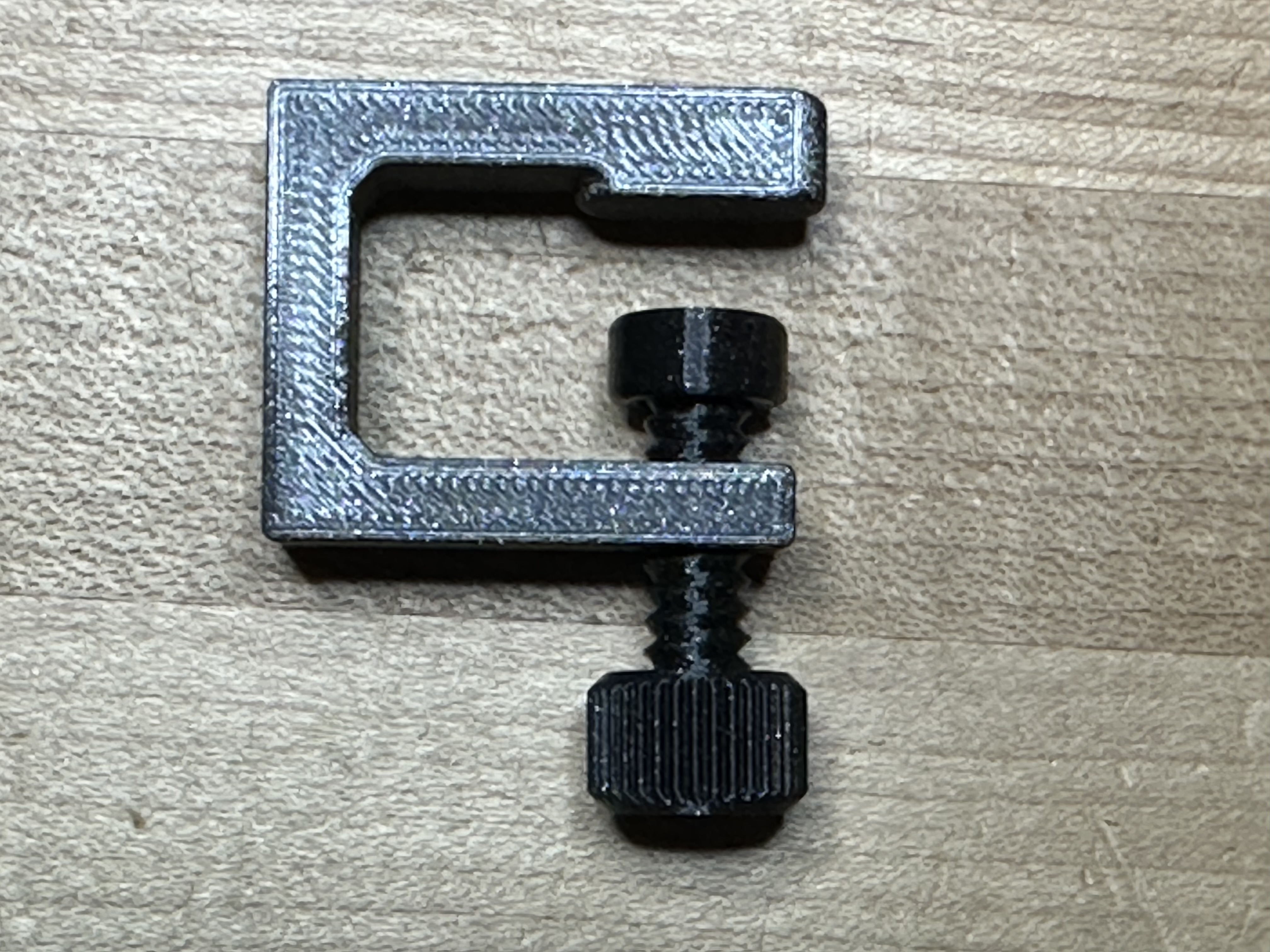 Small G Clamp — miniatura 3
