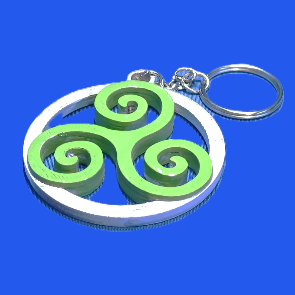 LLAVERO "TRISKELION"