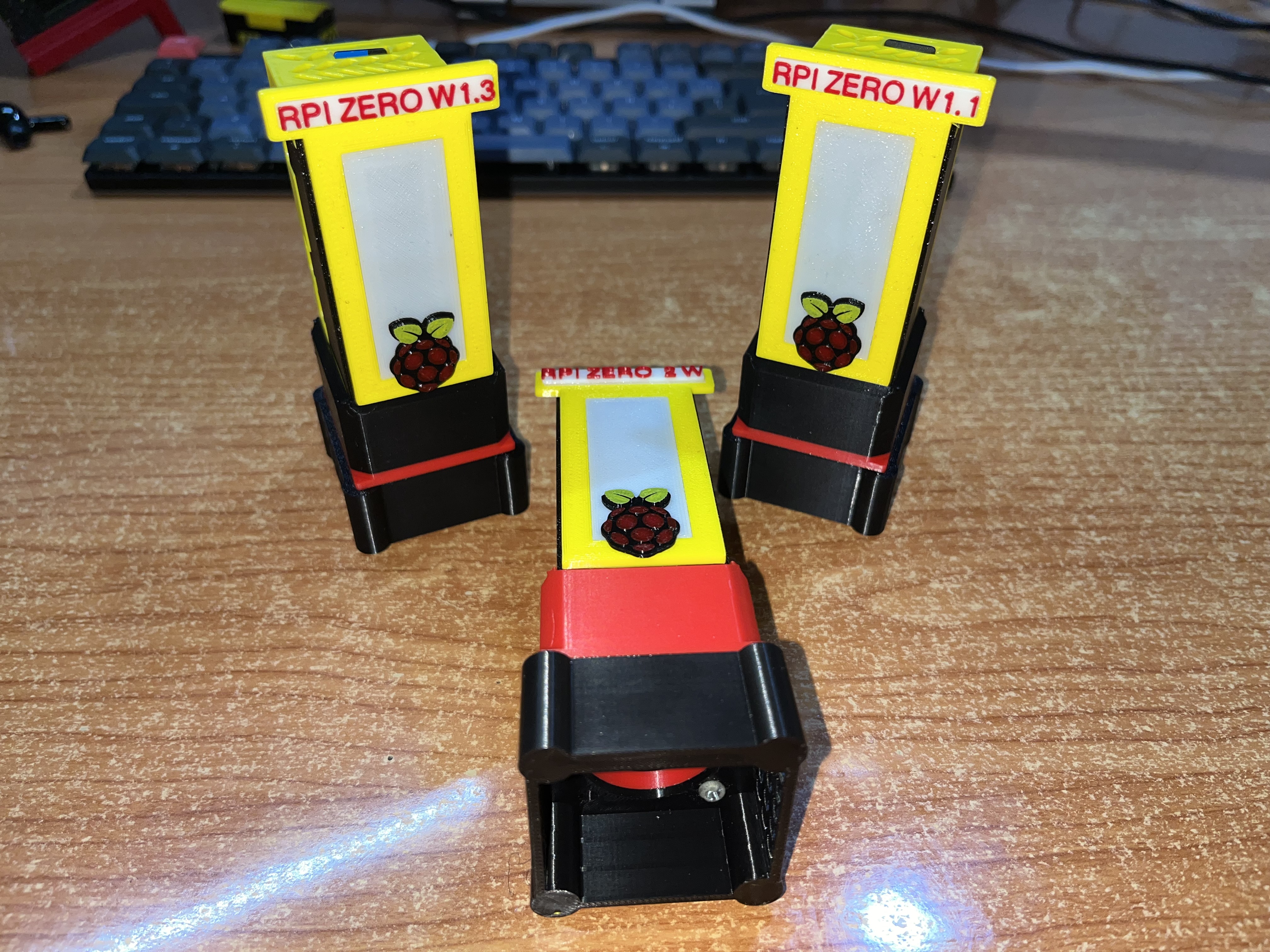 Raspberry Pi Zero 2 vertical box with Fan — miniatura 8