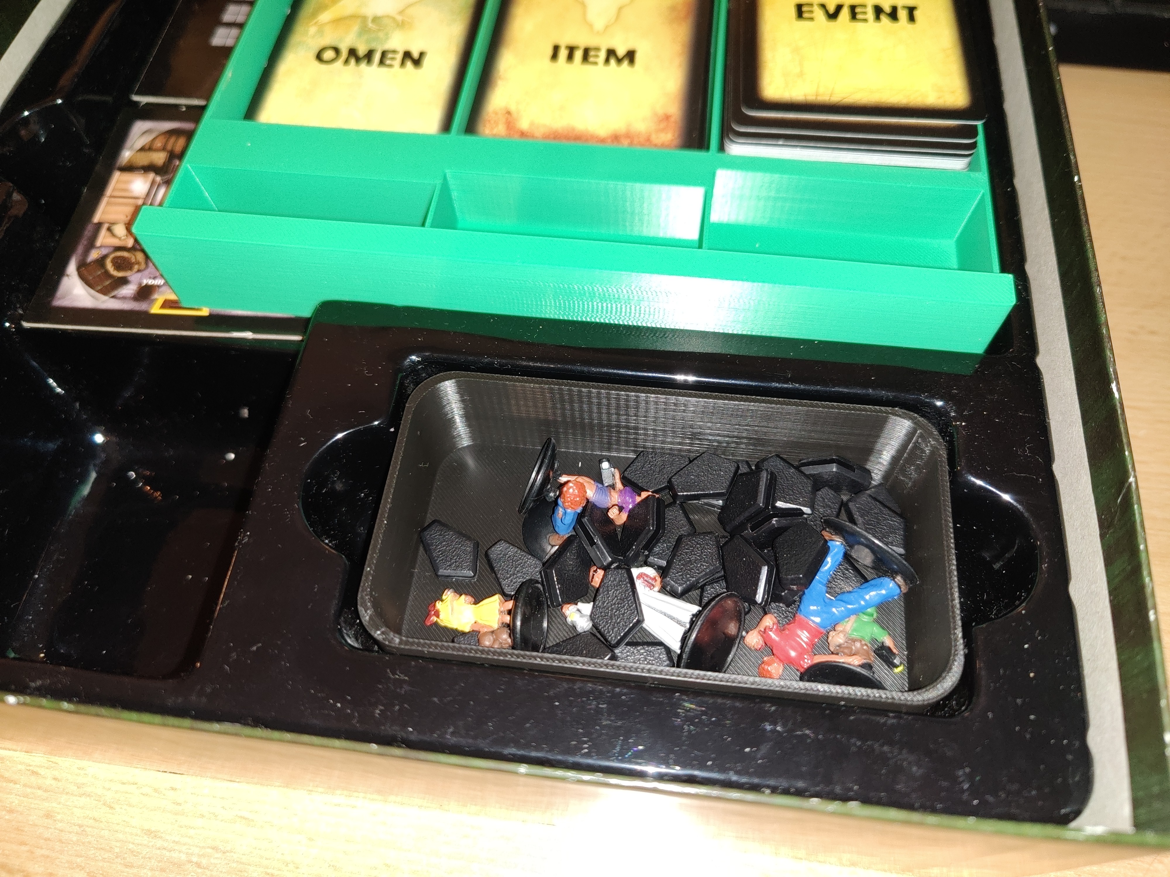 Tray for Betrayal at the house on the hill (parametric)