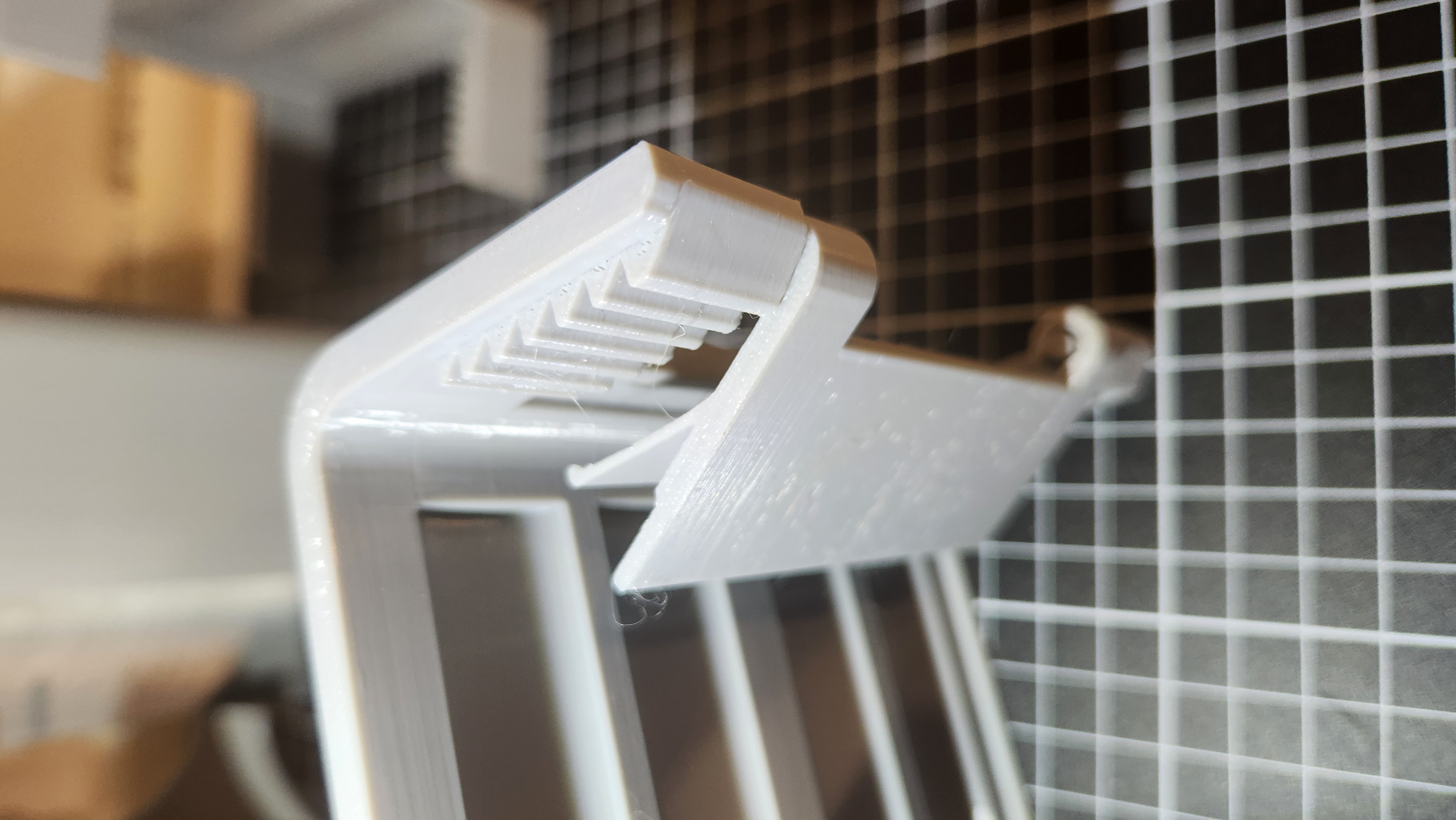 Couch Side Table - Version 2 — thumbnail 5