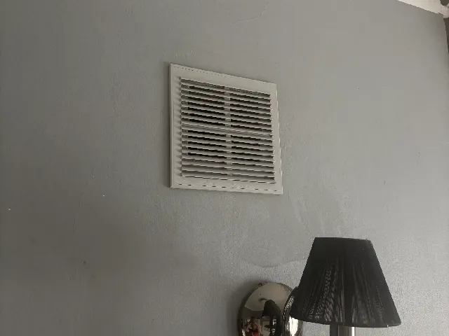 Large Air Ventilation Grill 205 x 205 (180 x 180)
