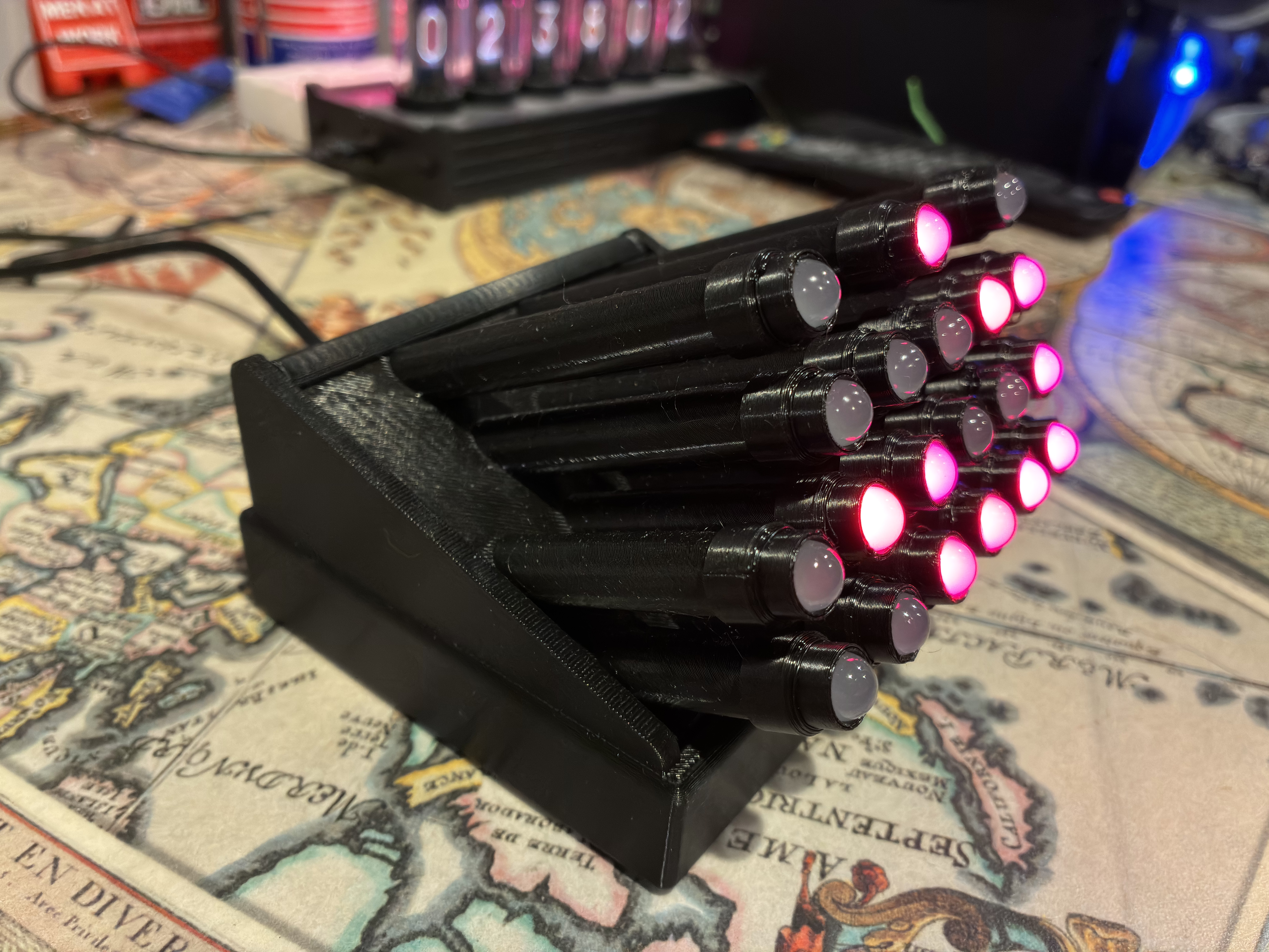 Miniatura 12 do modelo 3D Binary Clock