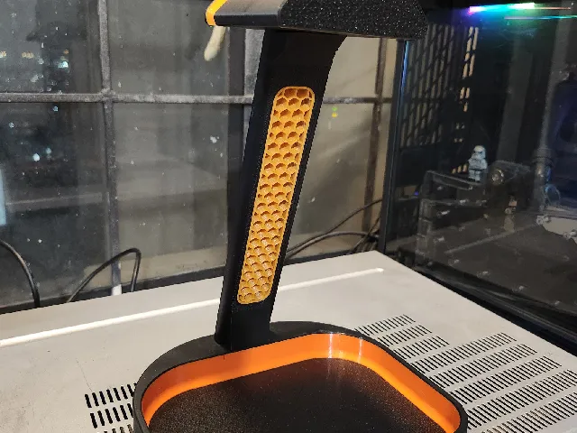 Headphone Stand compatible with Hifiman Deva Pro Wireless and other audiophile headphones
