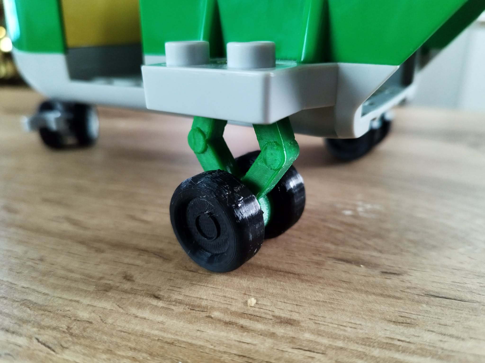 DUPLO Airplane Cargo Landing Gear with Two Wheels and Pin on Top