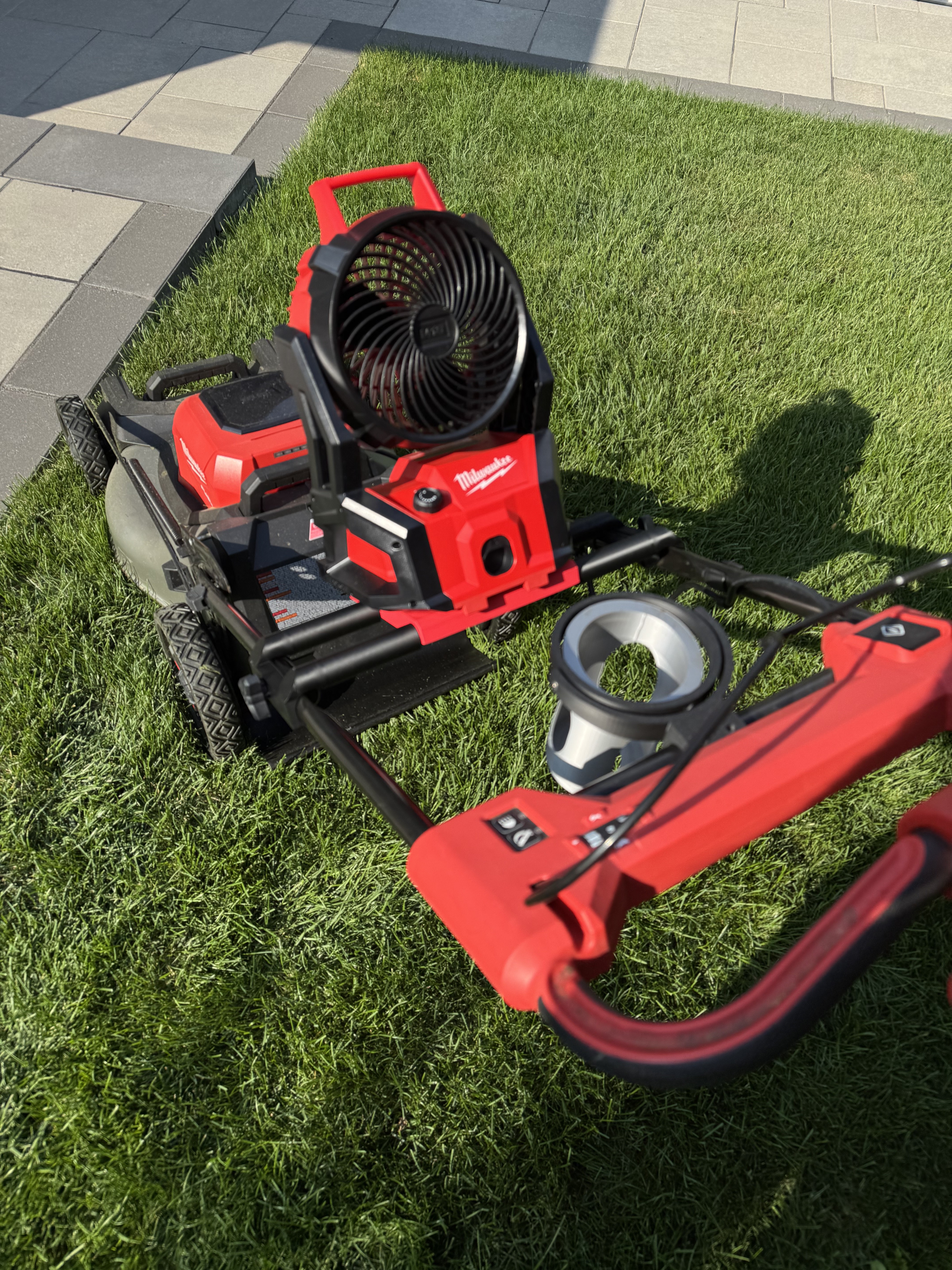 Milwuakee lawnmower fan attachment
