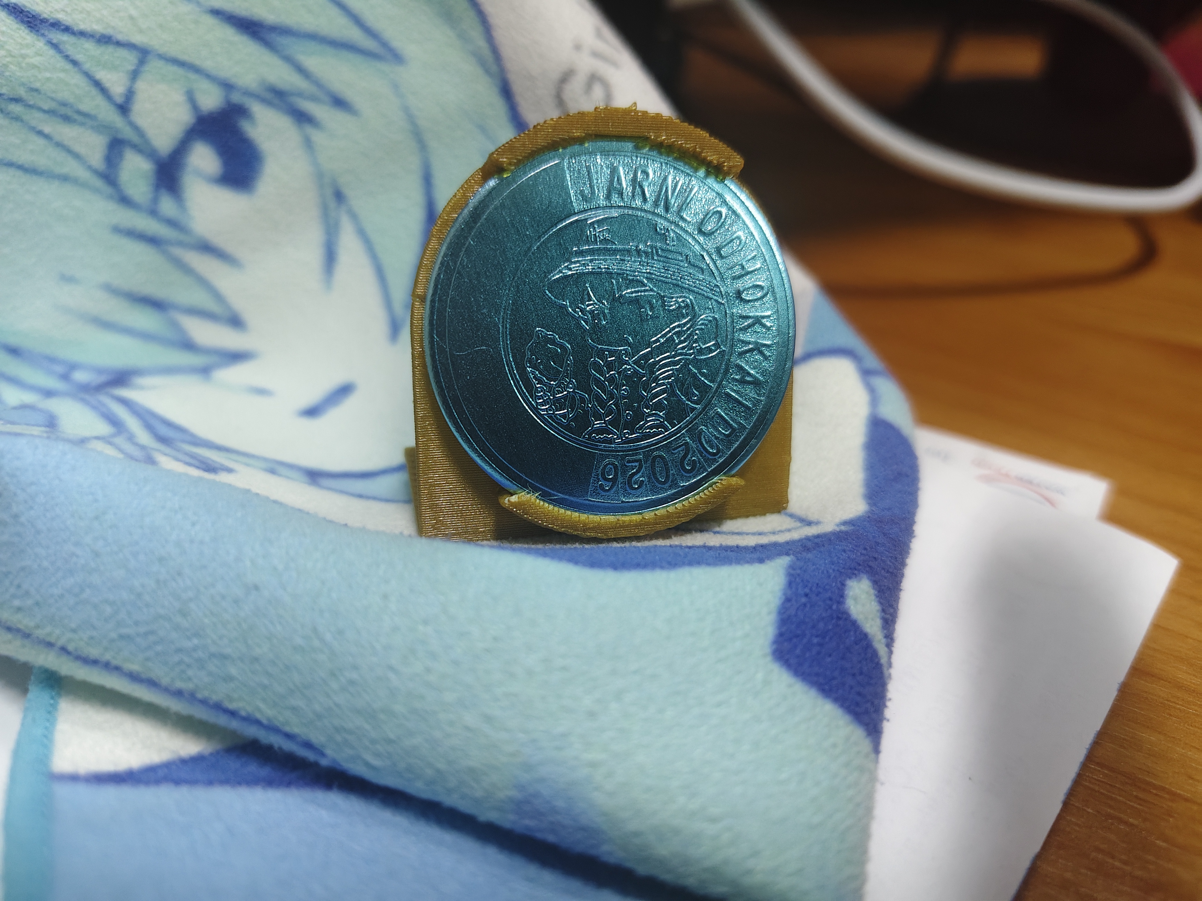 Souvenir coin stand