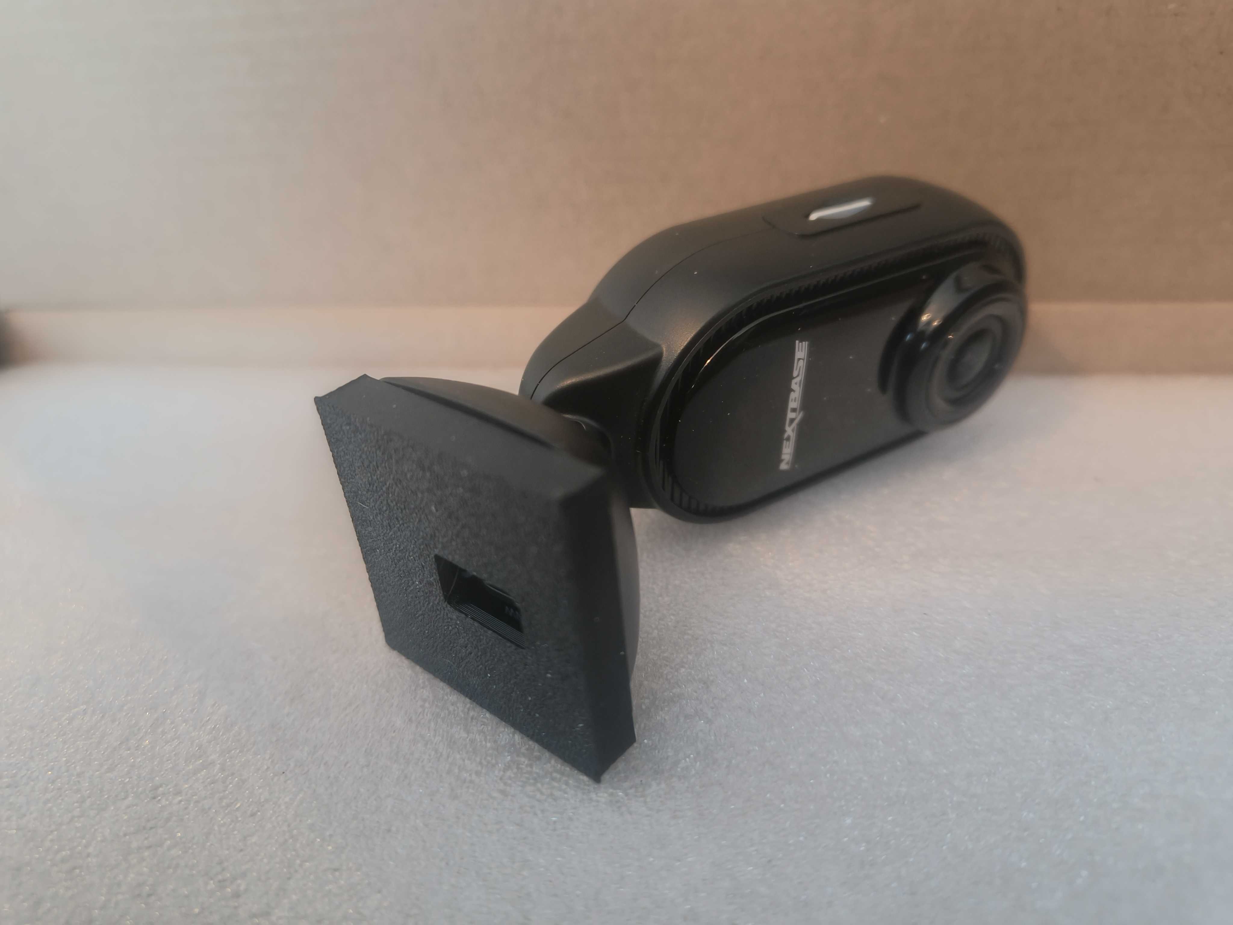 Nextbase Piqo dashcam mount