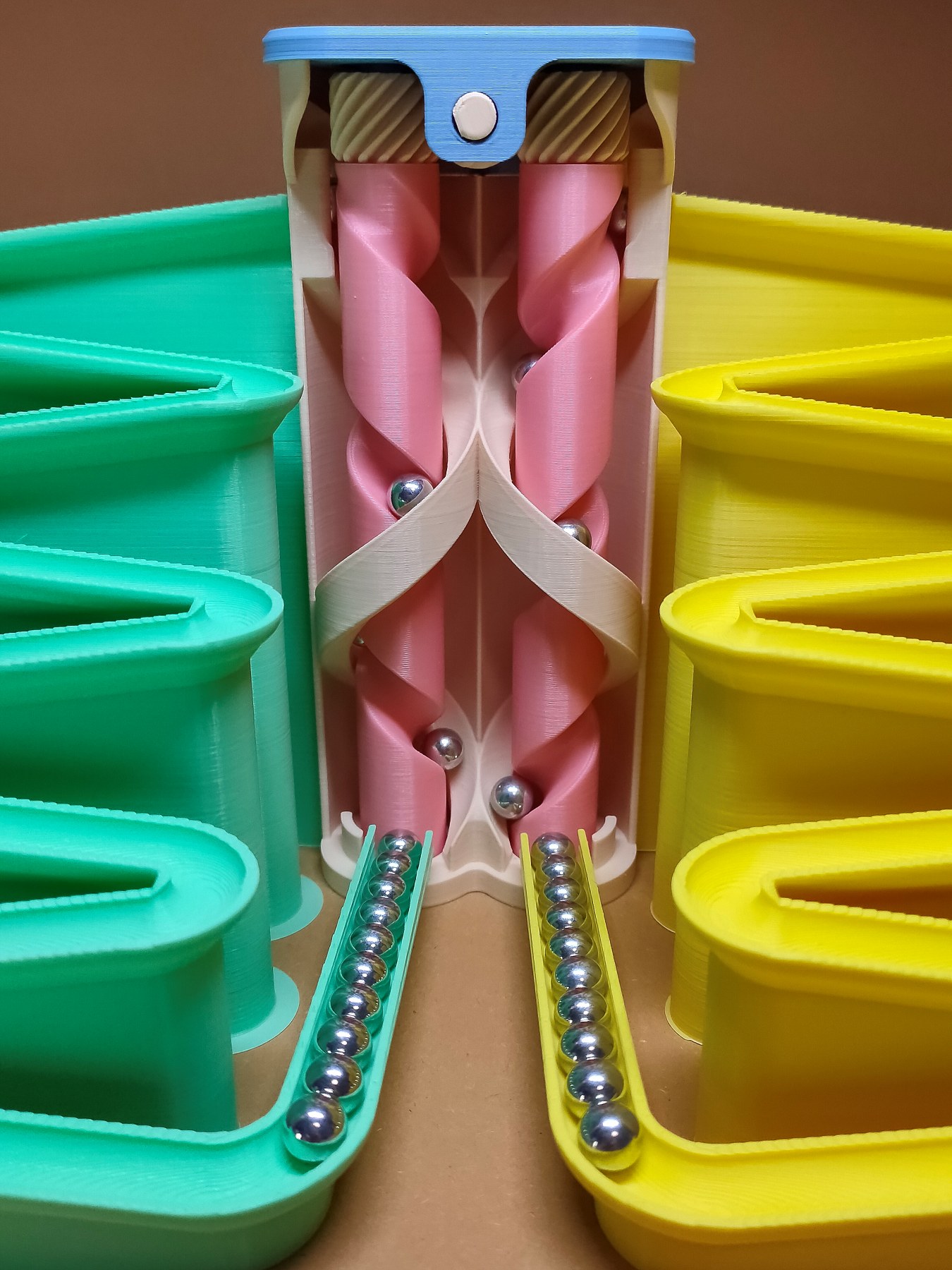 Miniatura 4 do modelo 3D Infinite double Marble run
