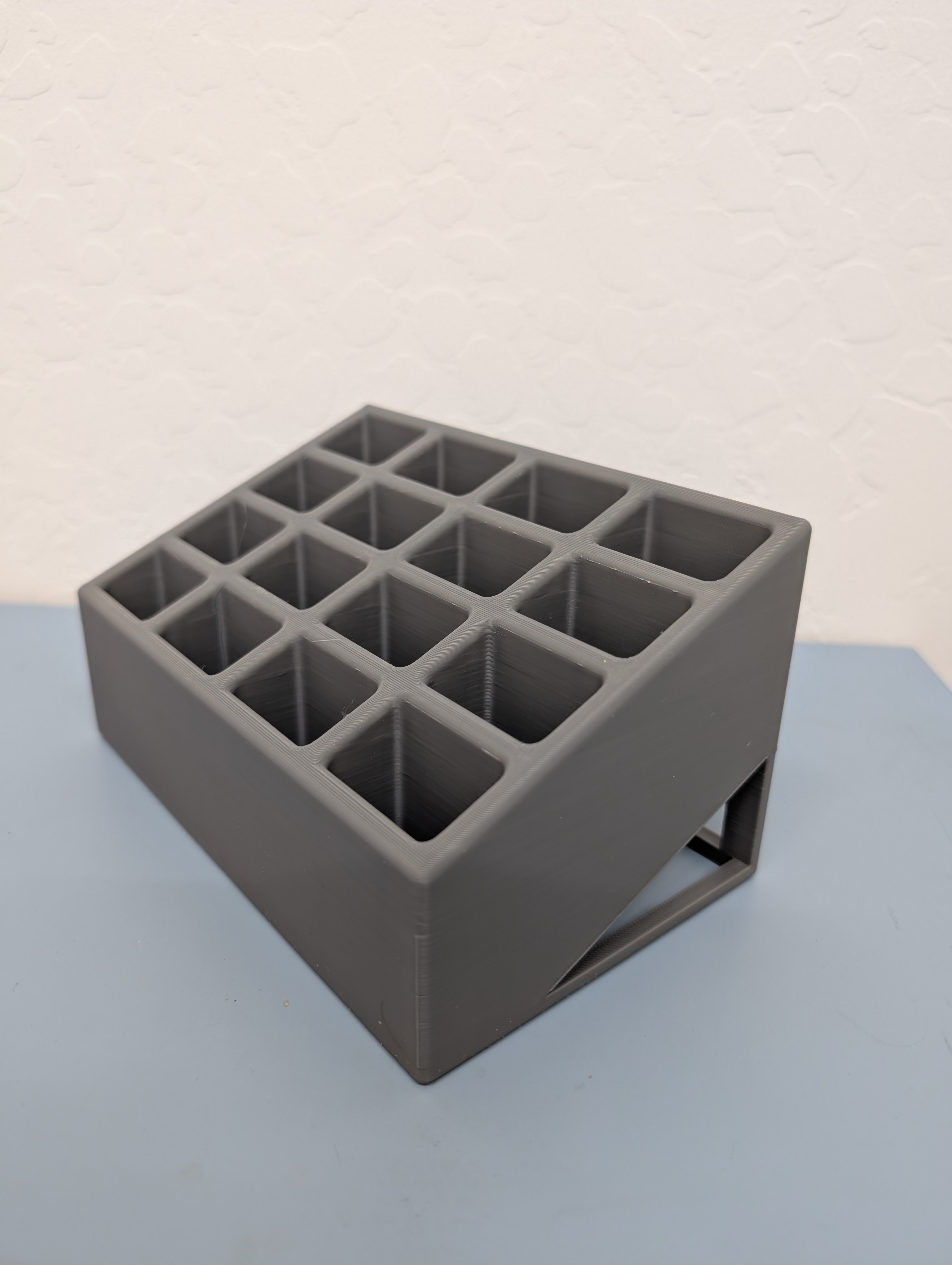 Pocket Knife Storage