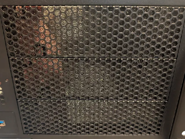 Silverstone RM41-506 SST-G11909510-RT 3.5 HDD cage filter mount