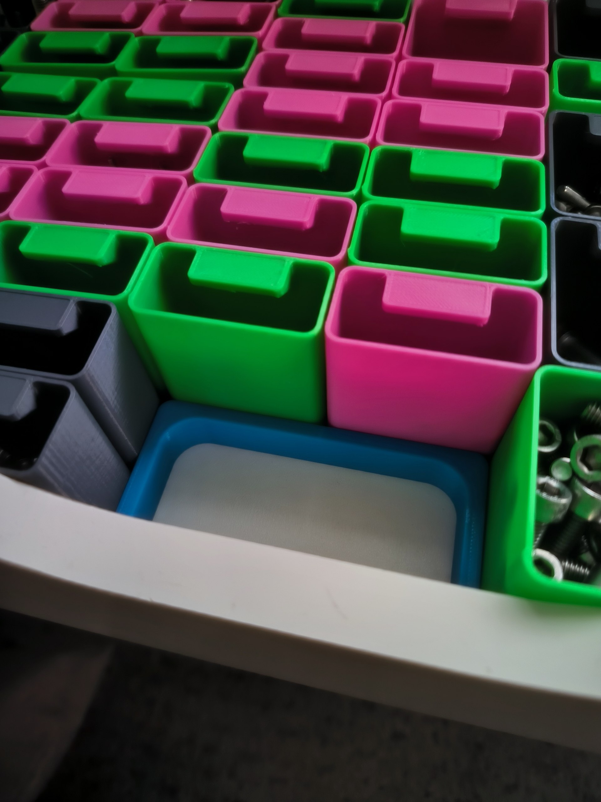 Spacer for Easy Opening of the Ikea Alex Organizer 3D model thumbnail