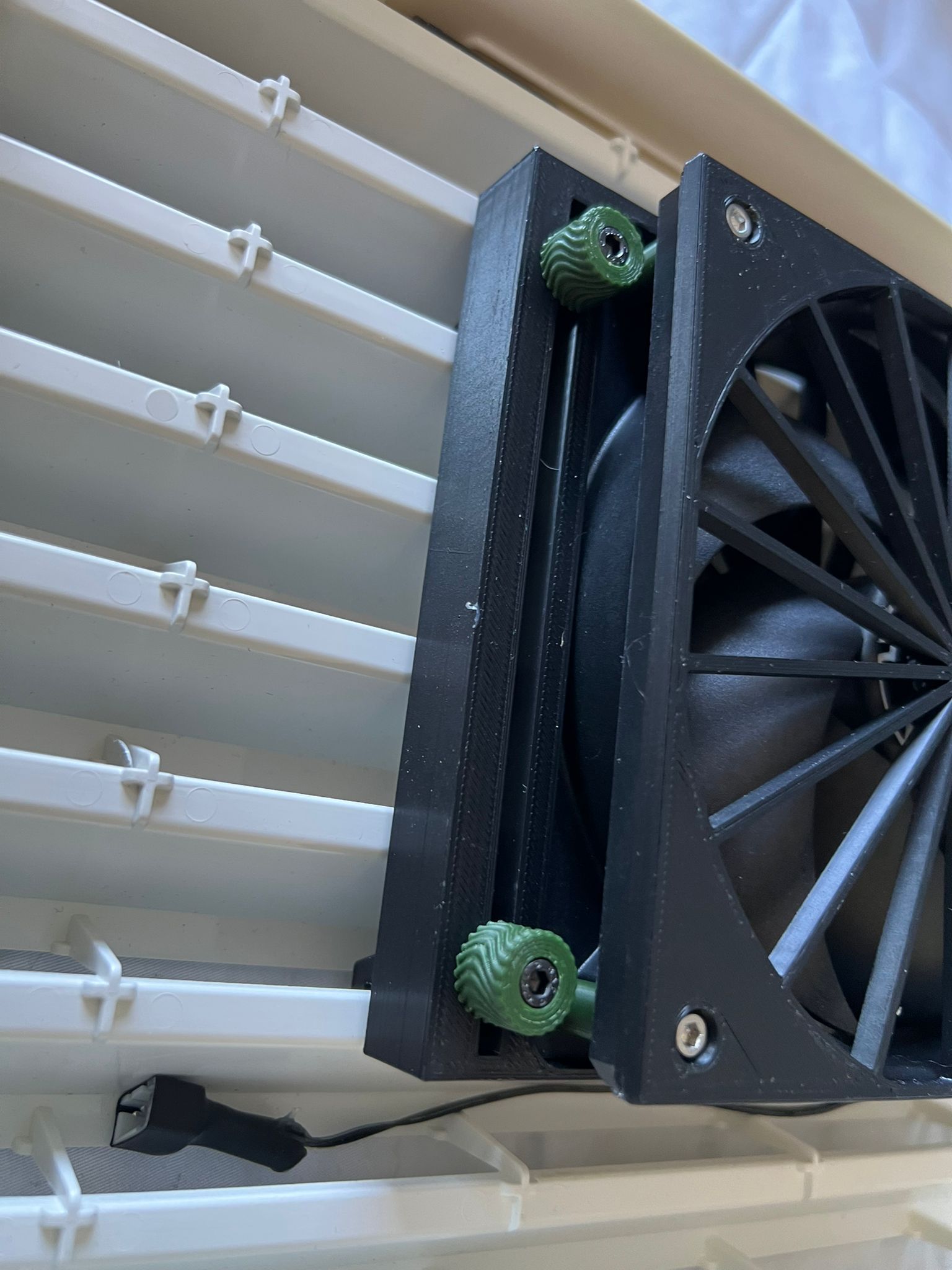 fan holder universal absorption fridge