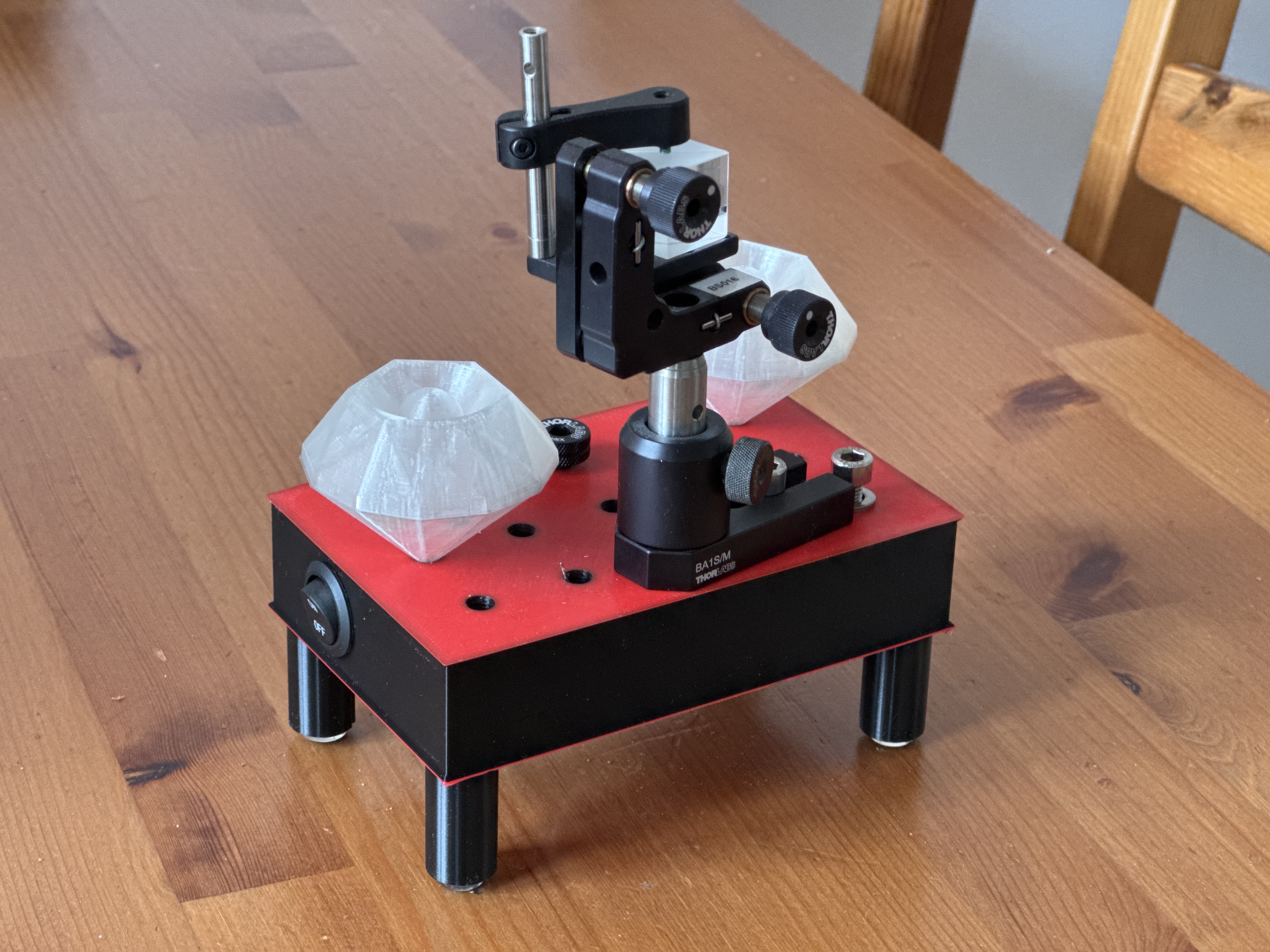 Model Optical Table (3 × 5, M6, 25 mm Grid)