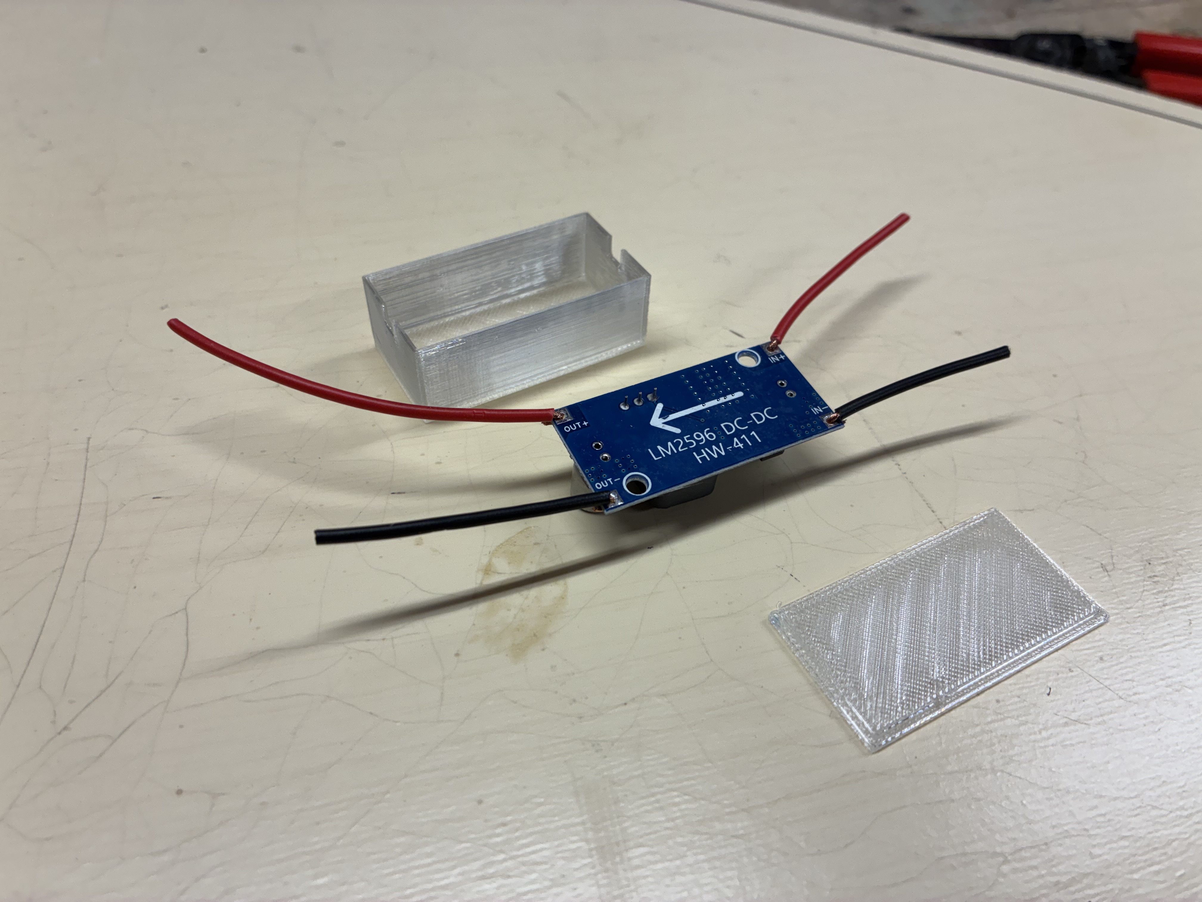 Simple, Fast-Printing LM2596 Box (can be installed WITH soldered wires!) V2