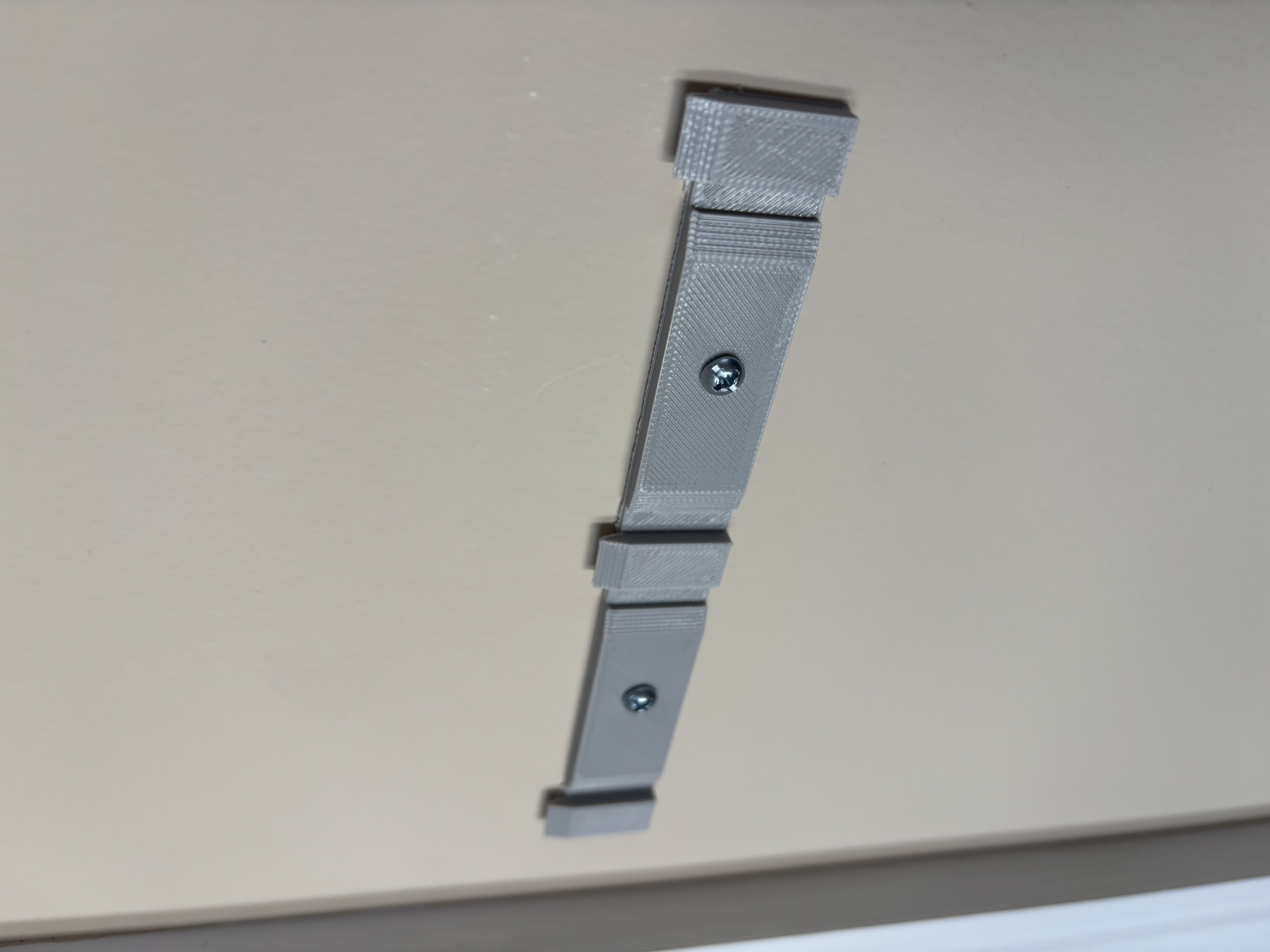 Screw Mount Bracket for Command 4 Key Rail HOM-18Q-ES