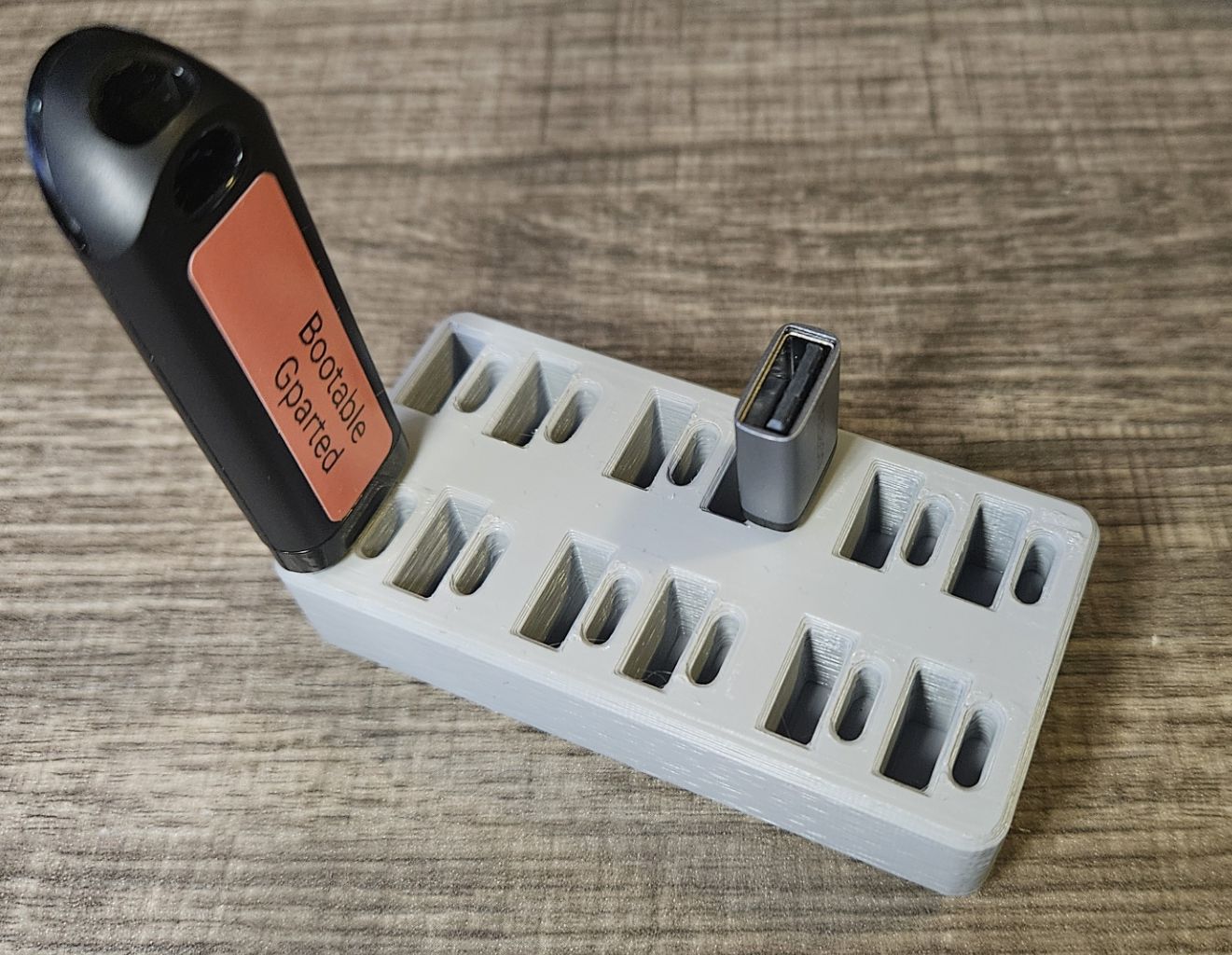 Gridfinity USB holder - 12 x USB-A, 12 x USB-C 3D model thumbnail