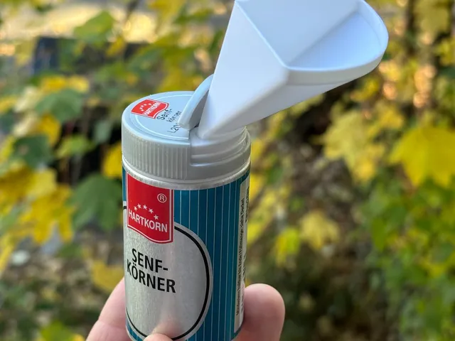 Hartkorn refill funnel
