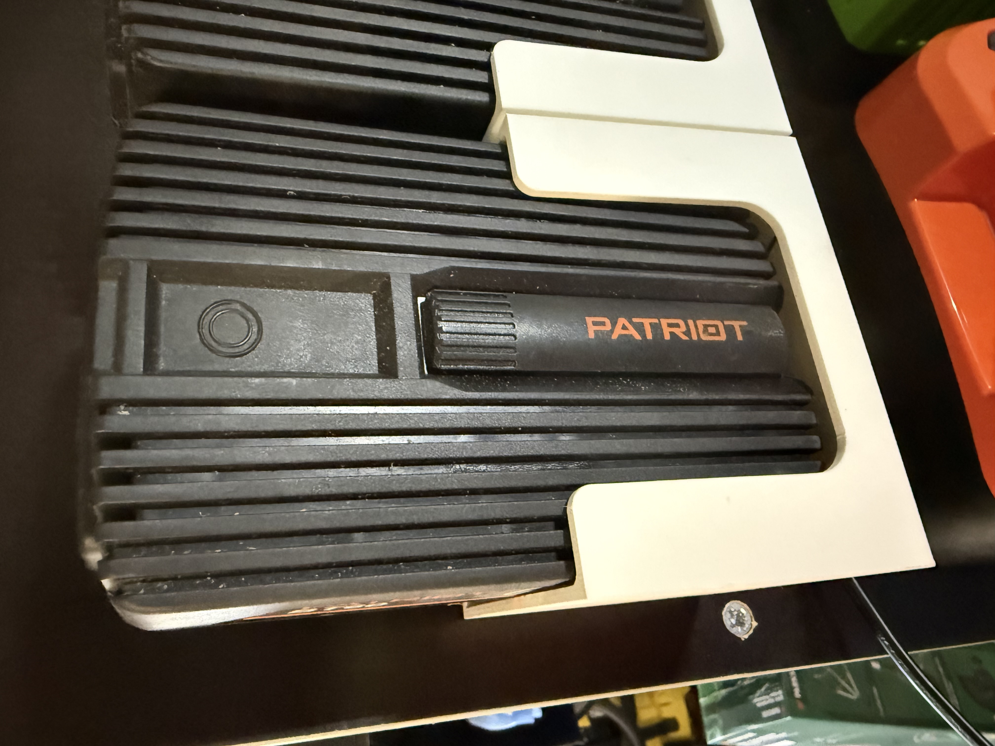 Wall battery holder for Mountfield Patriot battery