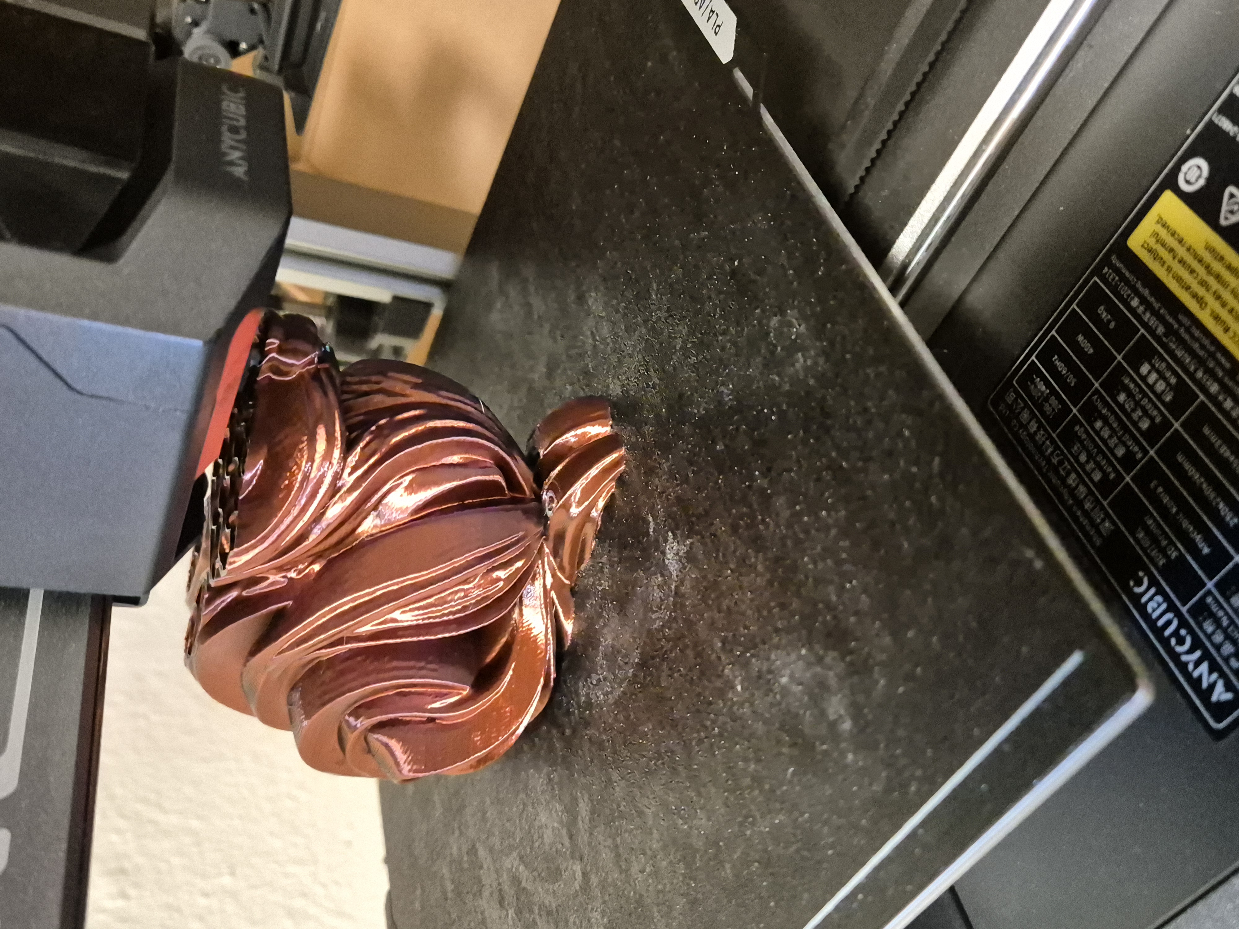 Flowing Easter bunny — thumbnail 3