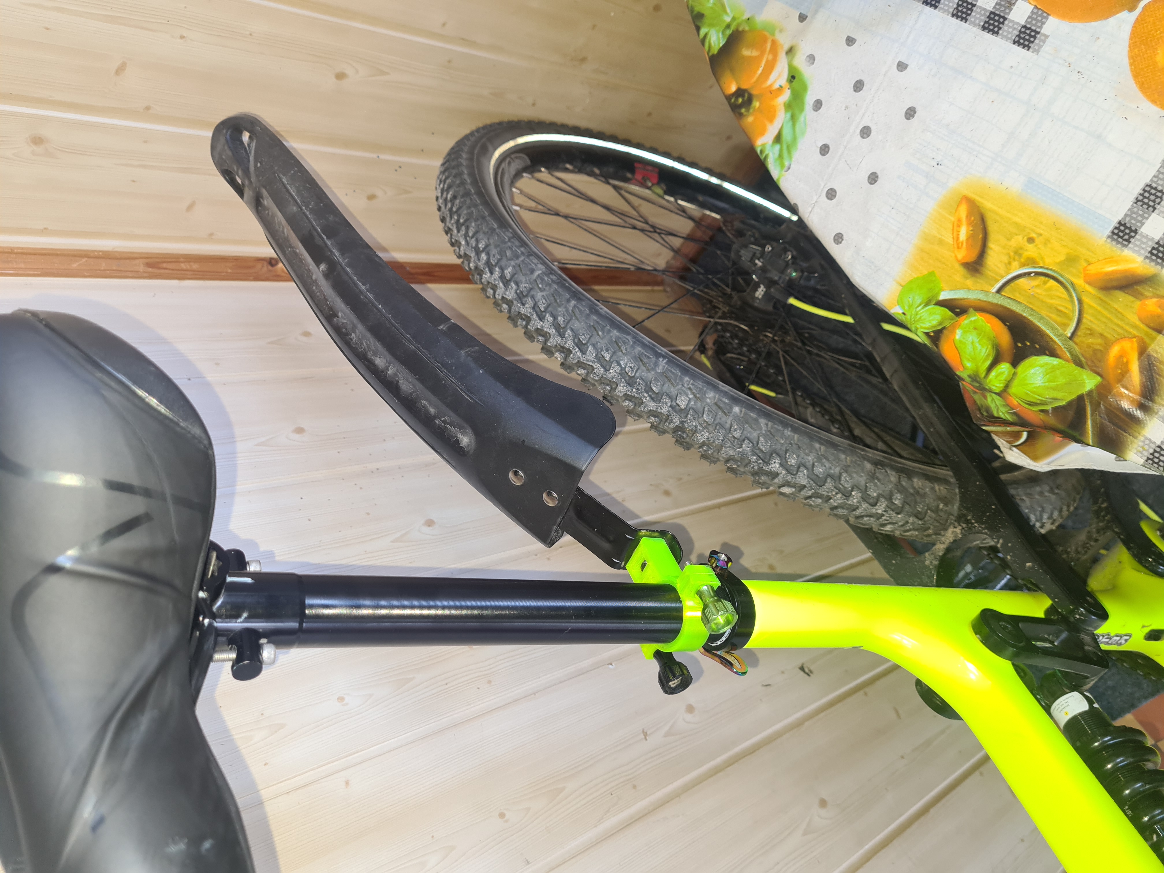 rear fender mounting bracket for seat post 31.6mm