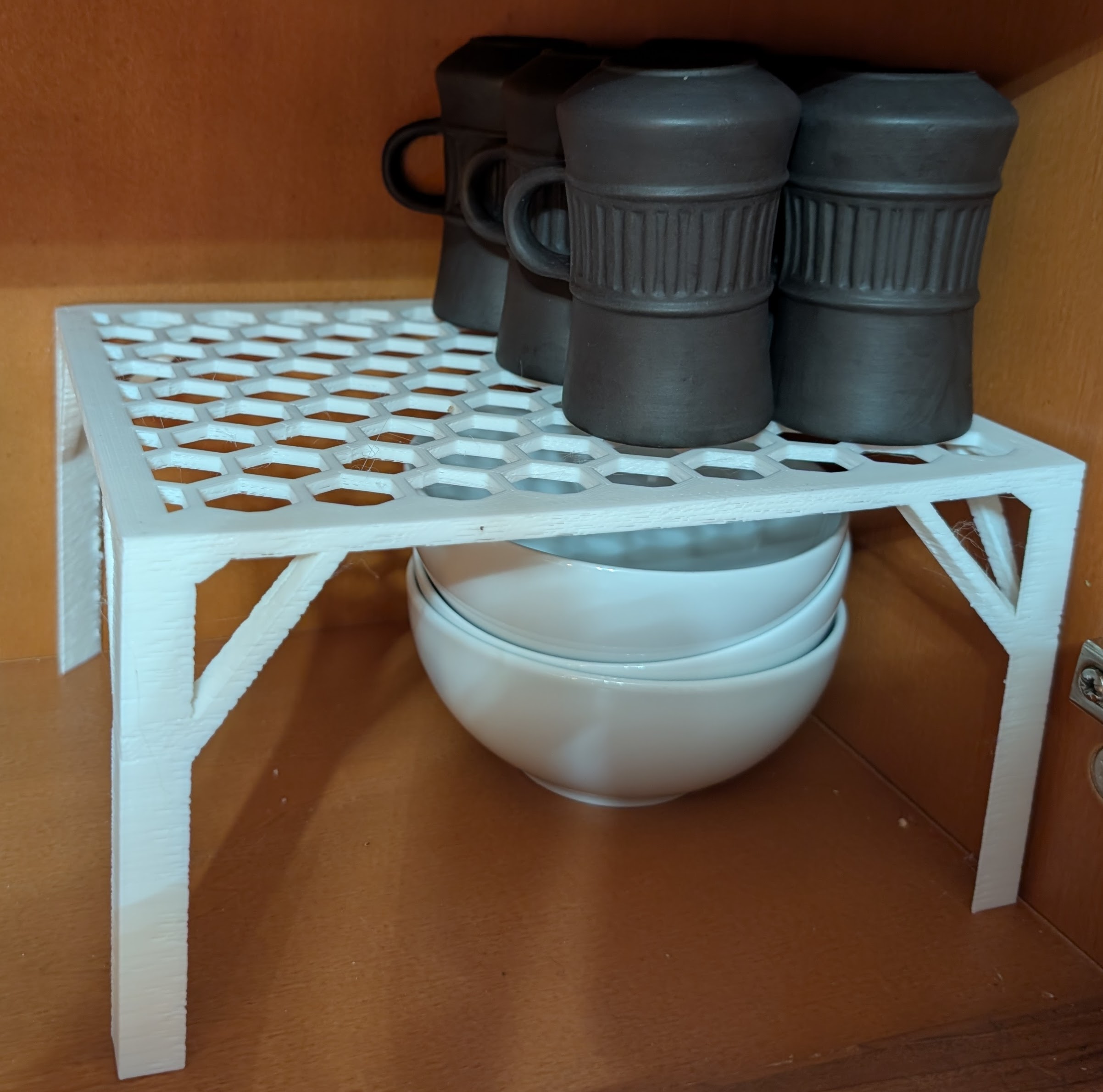 Cabinet shelf organizer