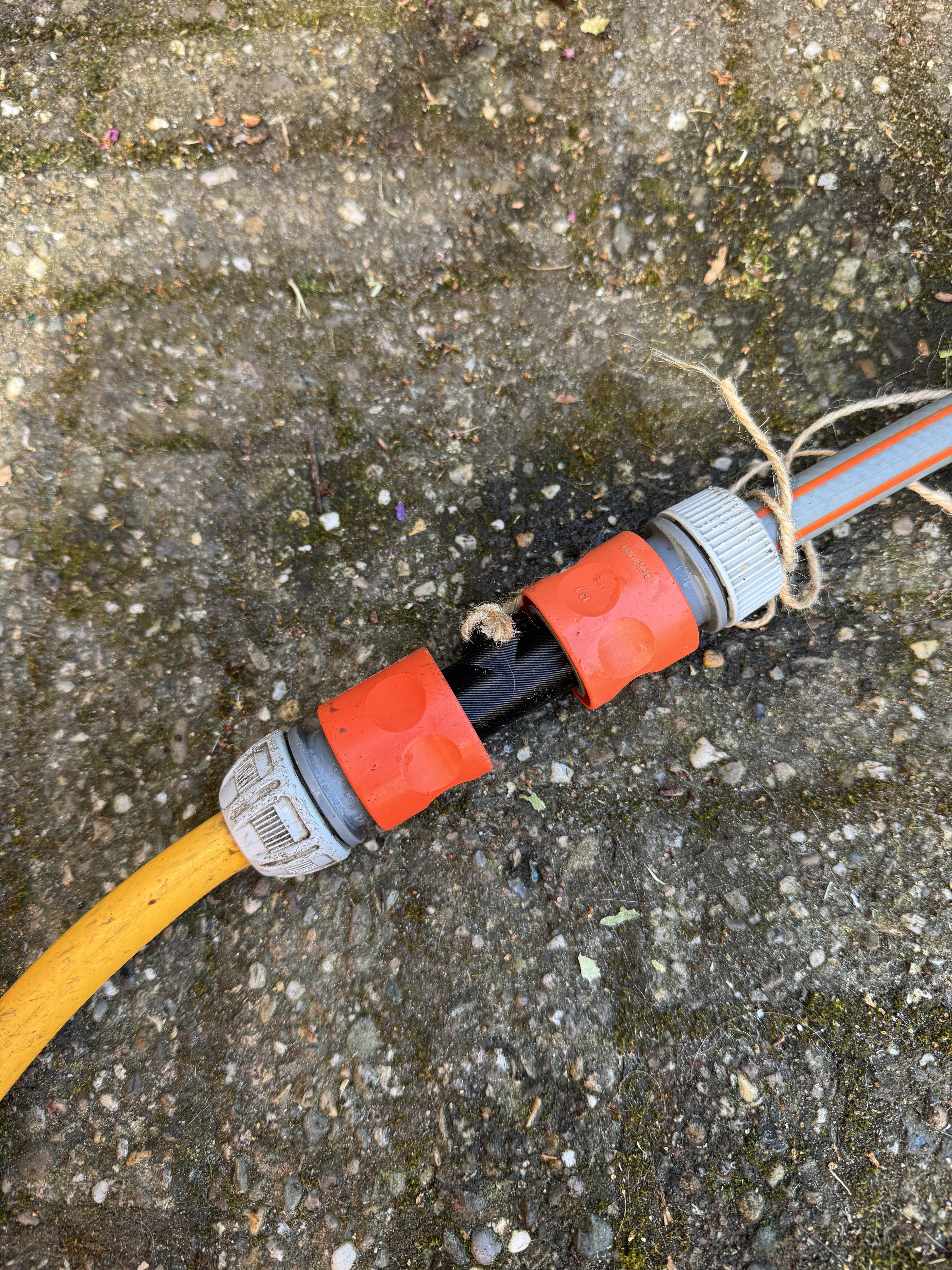 Integrated Gardena Hose Connector with Clip – Always Stay Attached!
