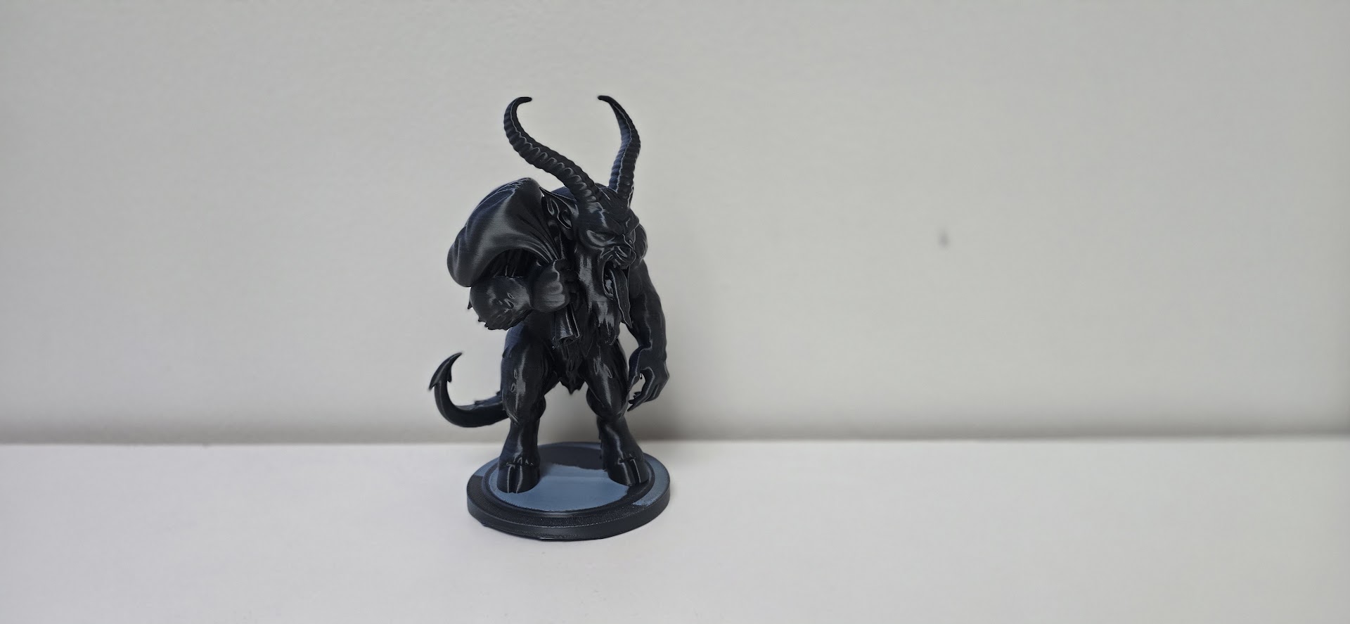 Demon / Krampus Figurine – Halloween Fantasy Miniature