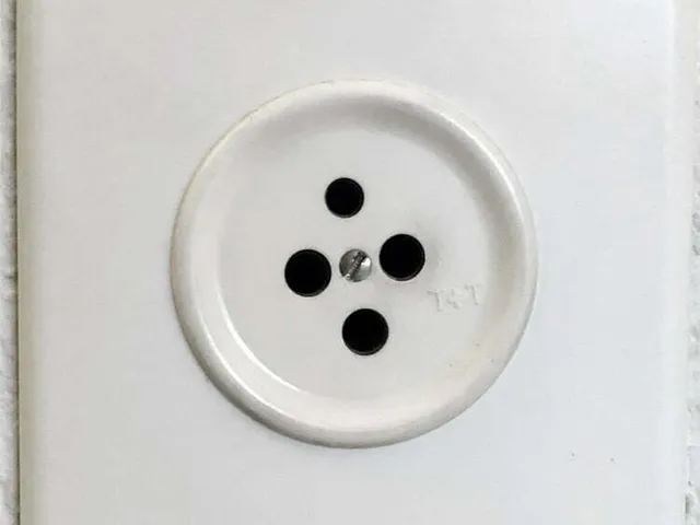 TT Outlet Cover