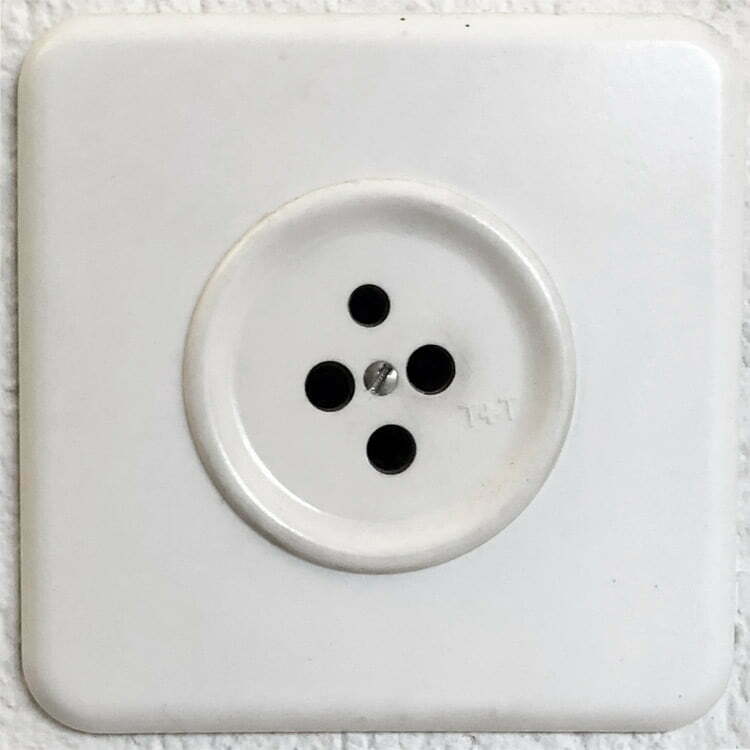 TT Outlet Cover