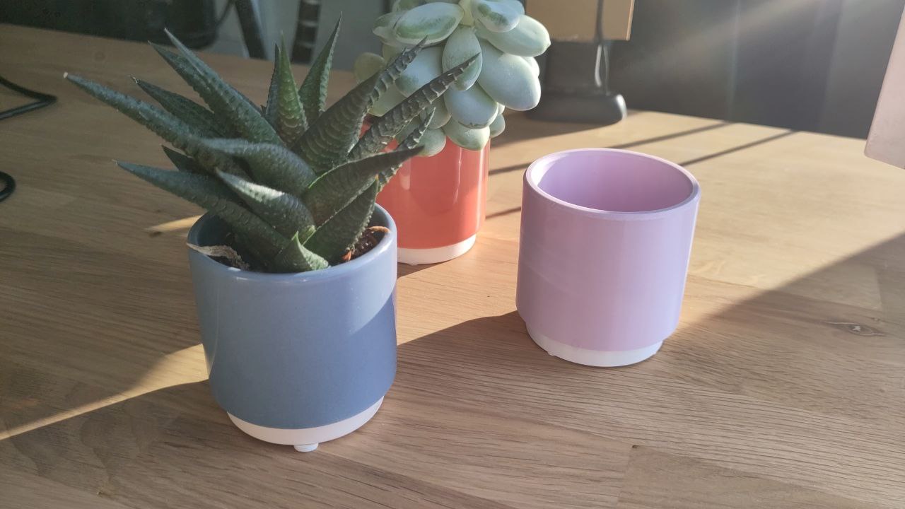 Elegant round 60mm succulent planter (filament swap)