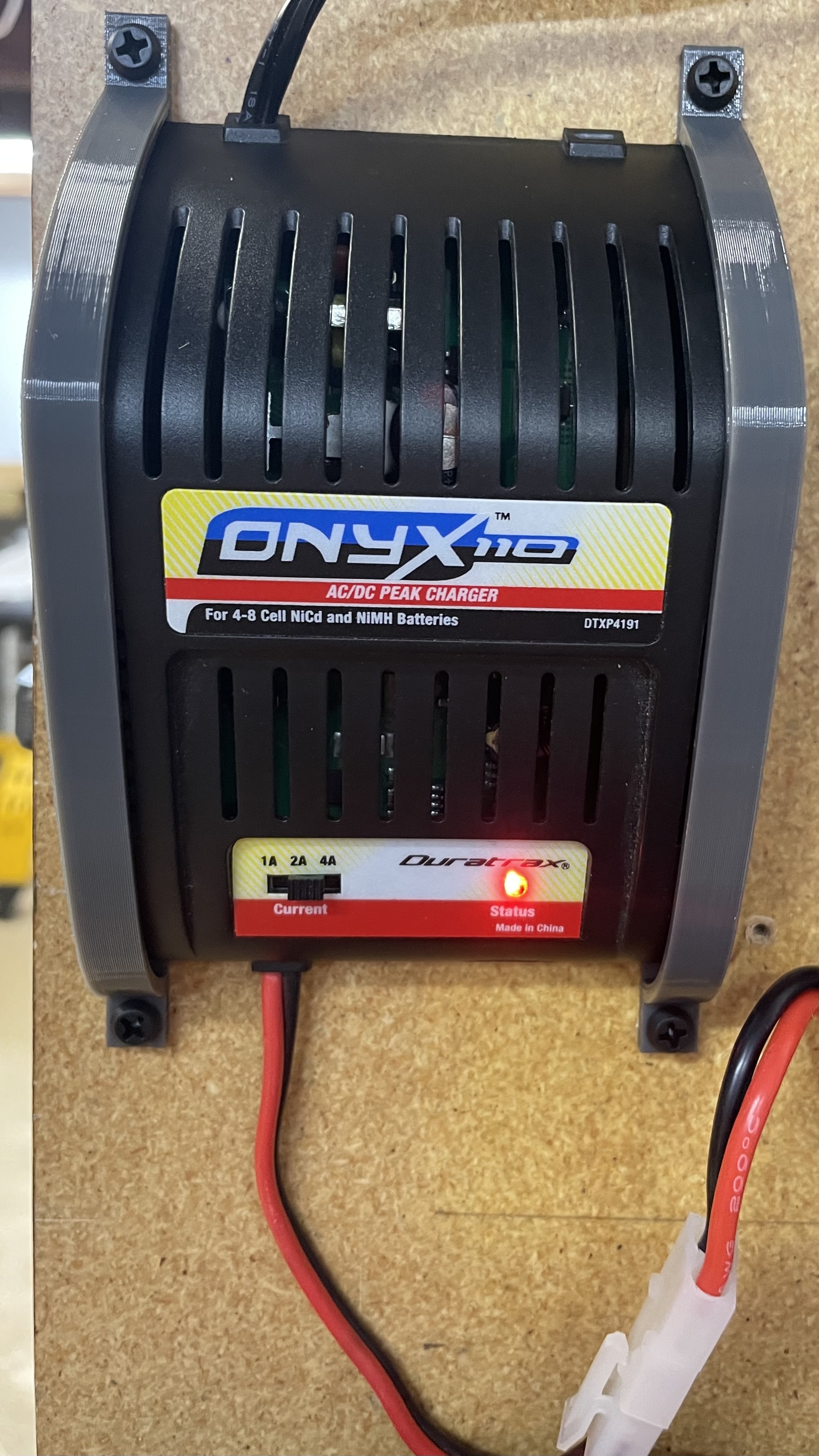 Onyx 110 Duratrax charger wall bracket