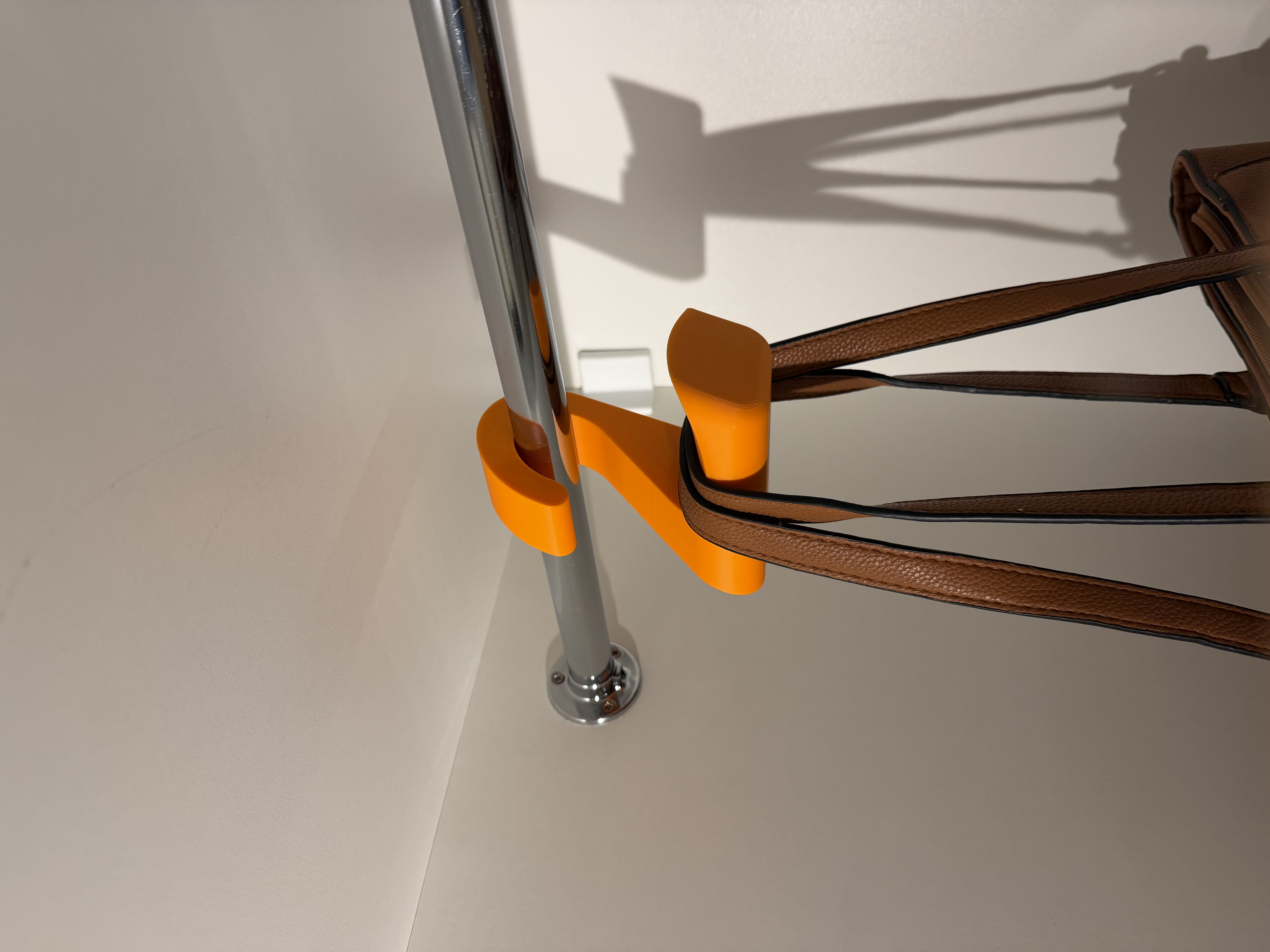 Miniatura 3 do modelo 3D Backpack / Bag Hanger