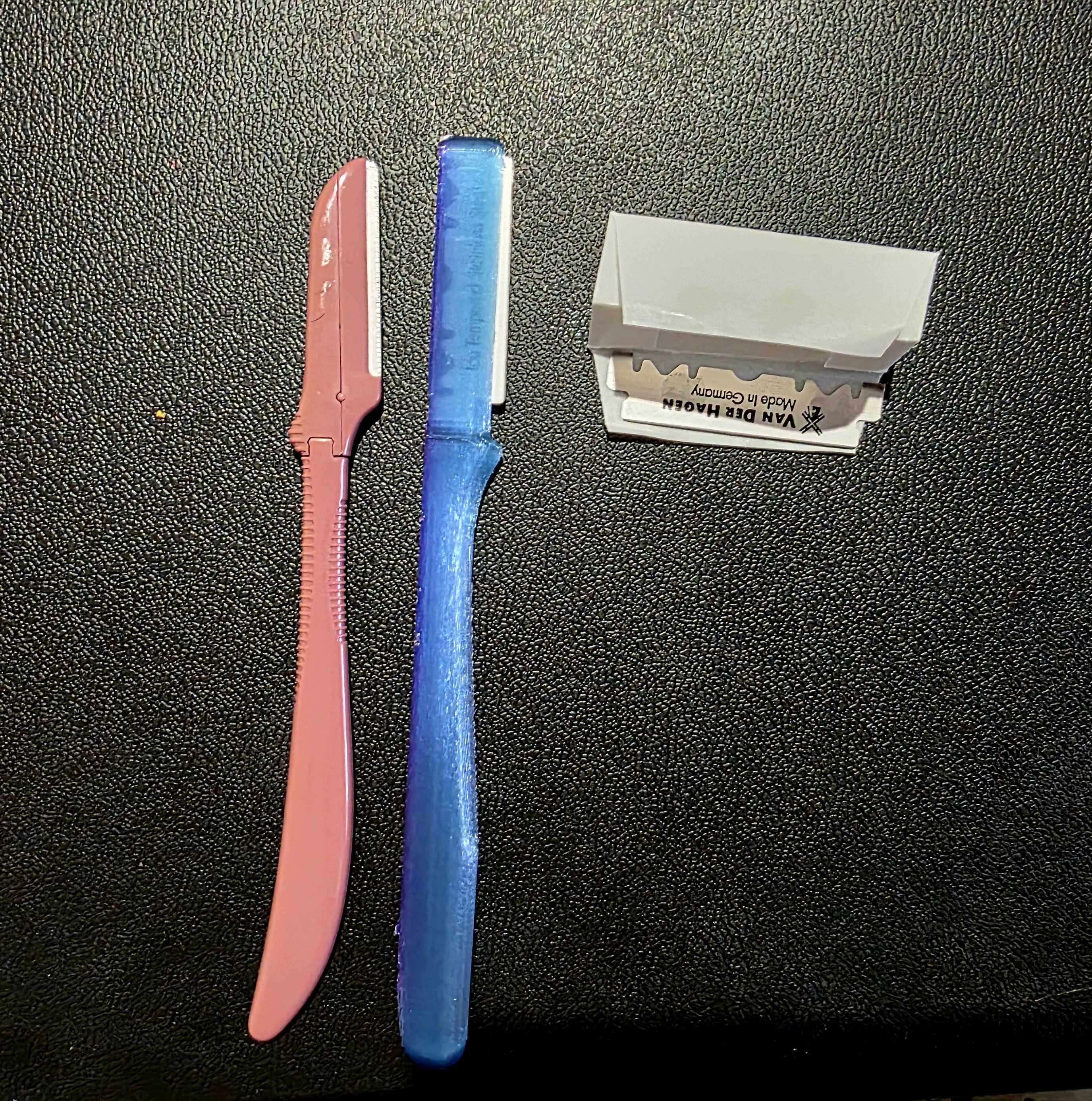 Eyebrow Safety Razor