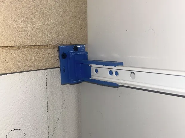 slider drawer back anchor
