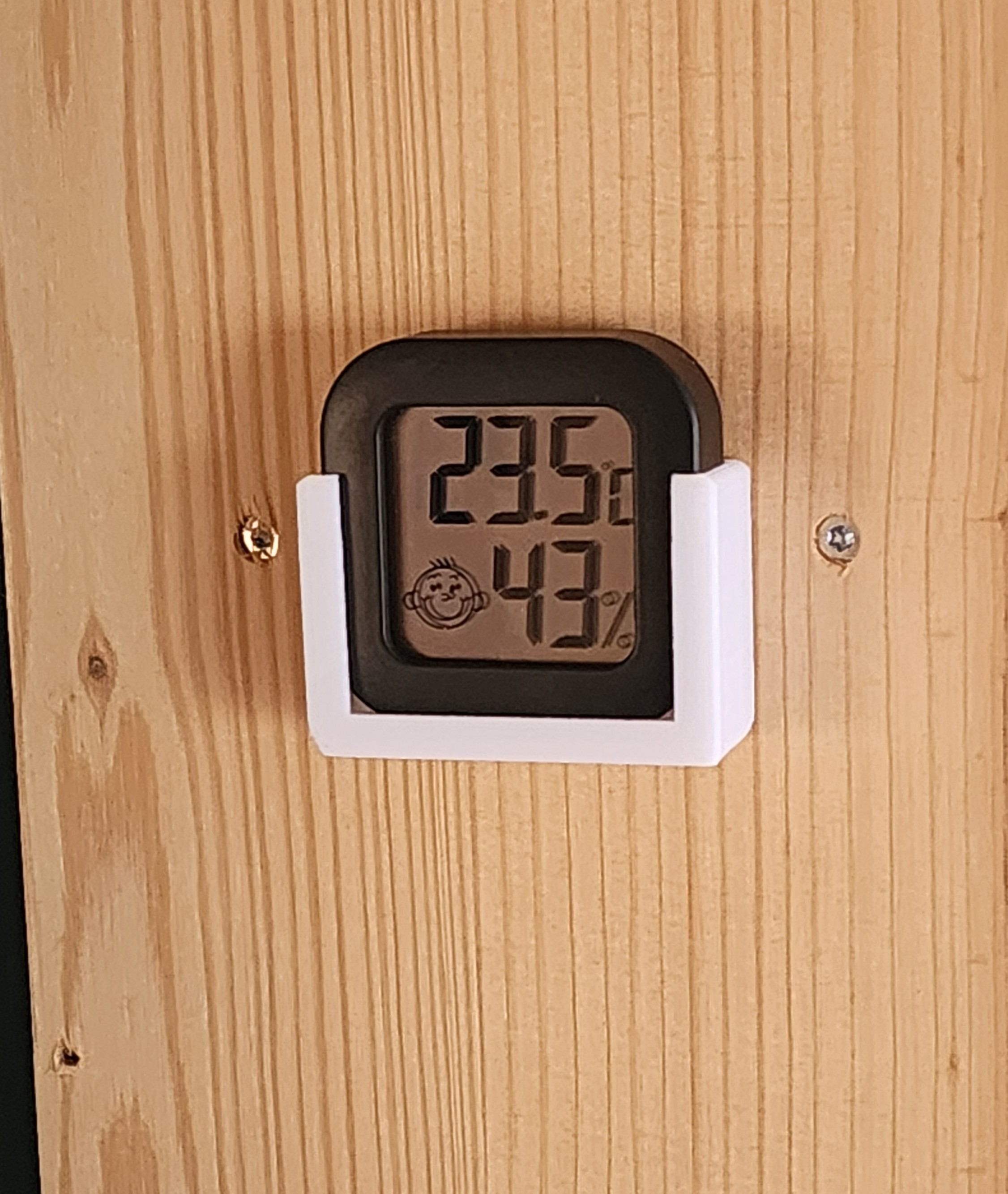 Small thermometer wall mount