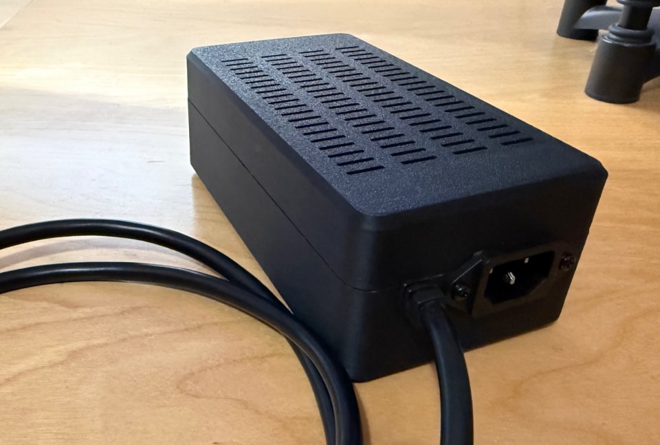 Amiga PSU enclosure (for Meanwell PT-65B)