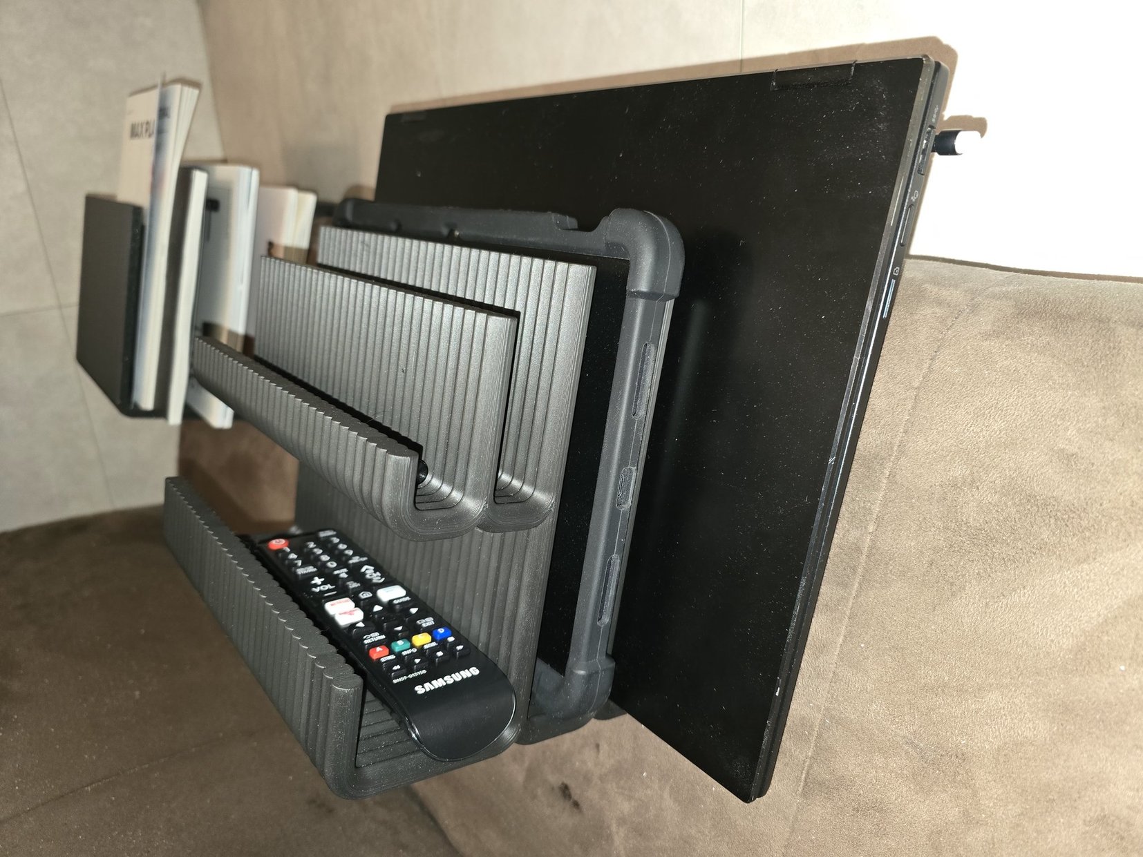 Couch Crafter - Armrest Table Designer