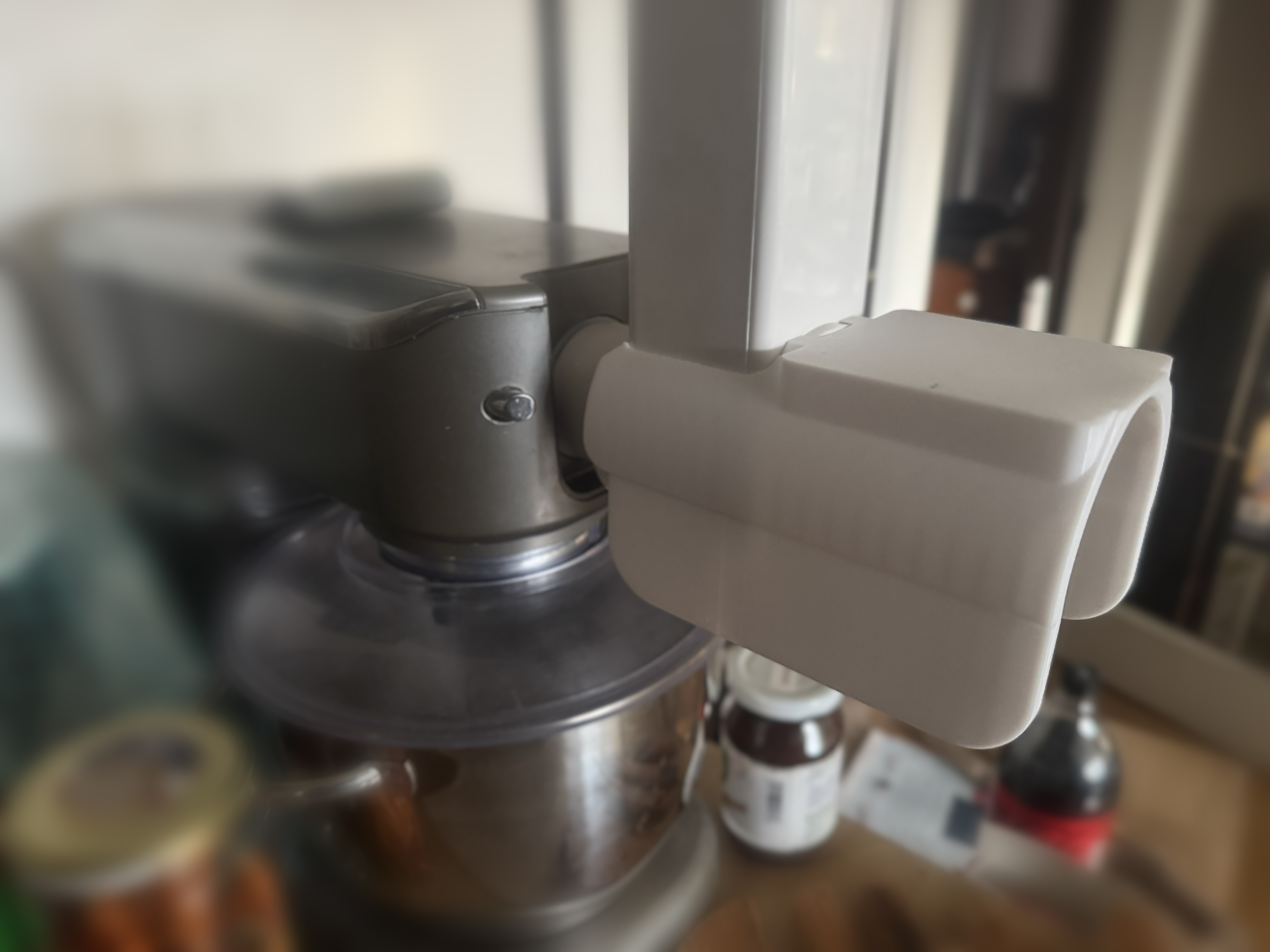 ETA Gratussino BRAVO 2 Prevents flying off pieces when cutting