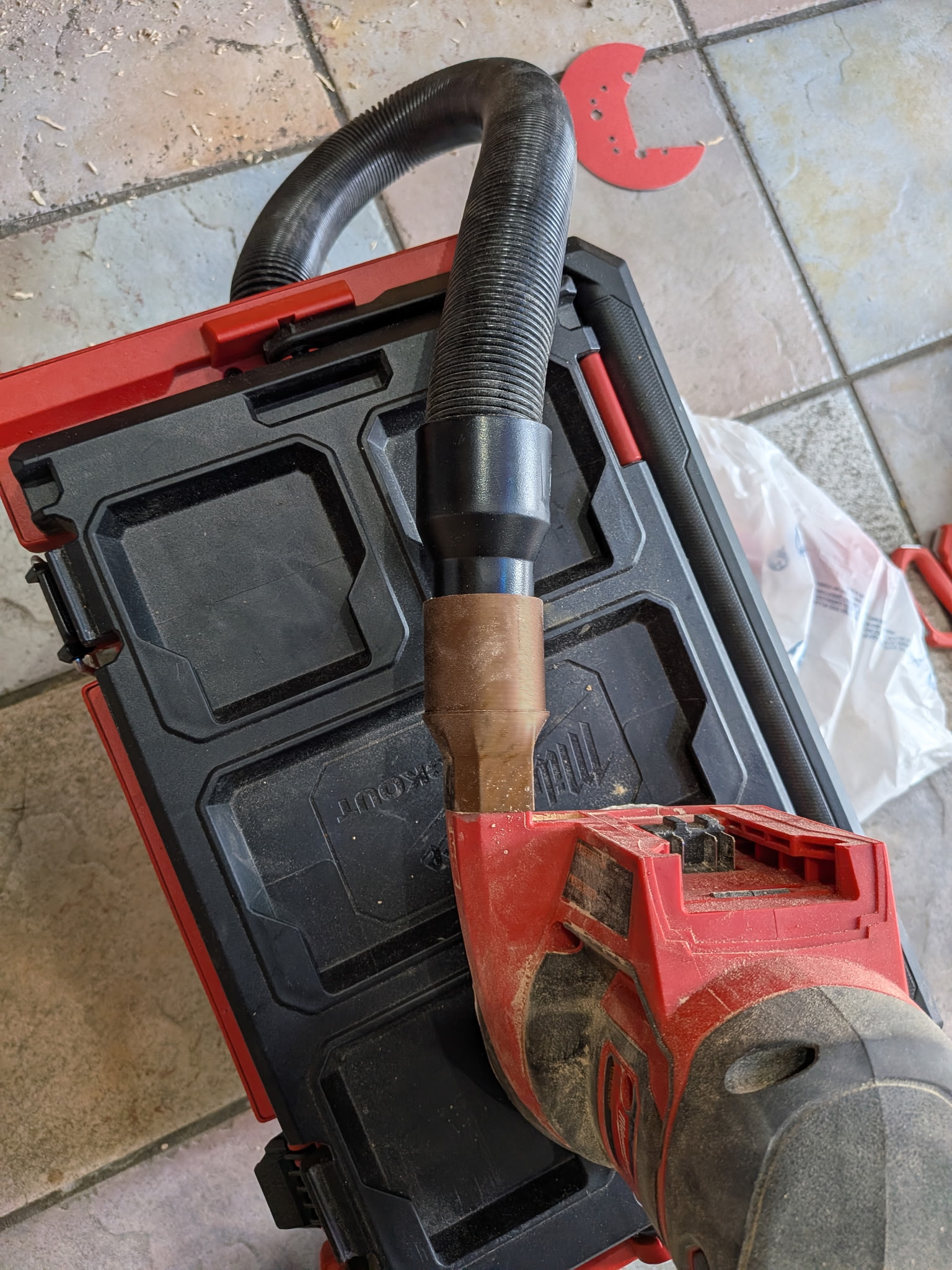 Milwaukee tool Sander to vaccum adaptor