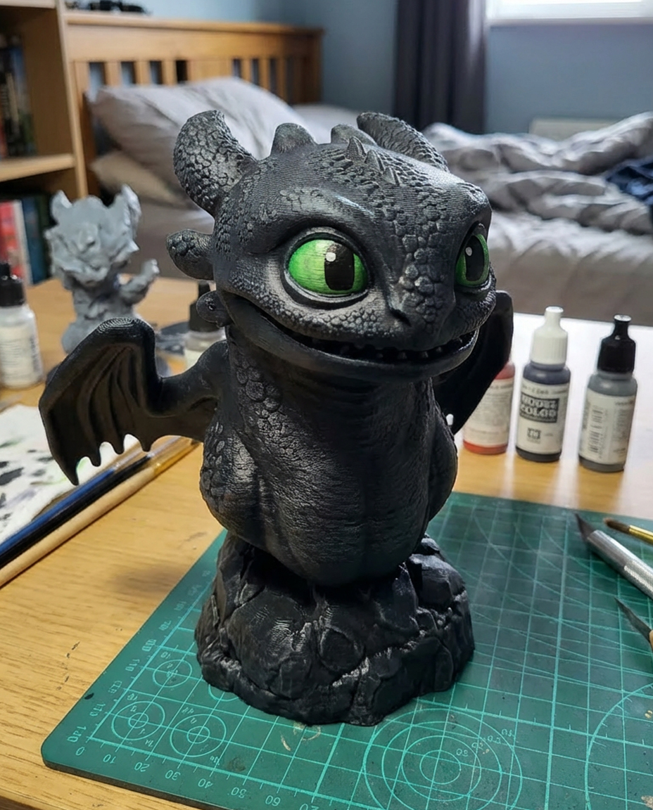 Toothless Dragon Figurine | Night Fury Statue | How to Train Your Dragon Art | Cute Dragon
